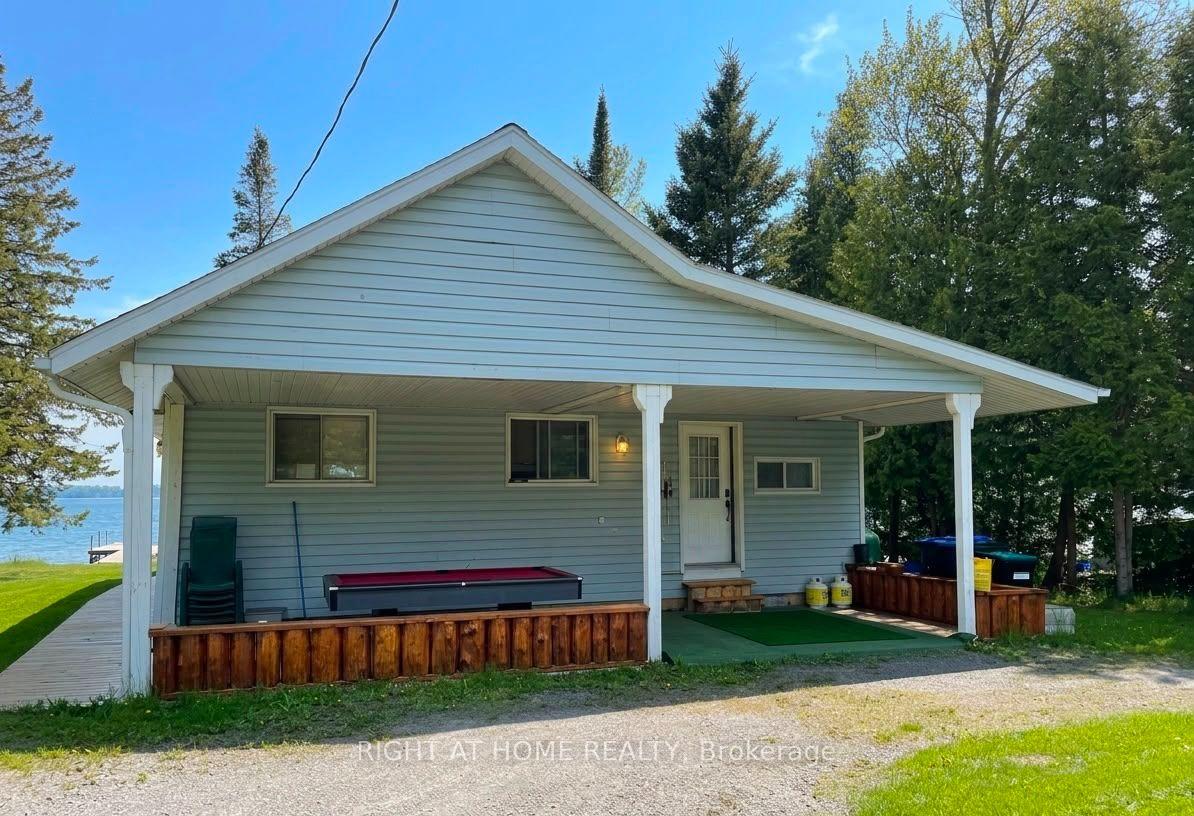 Photo of 5470 Penetanguishene Road