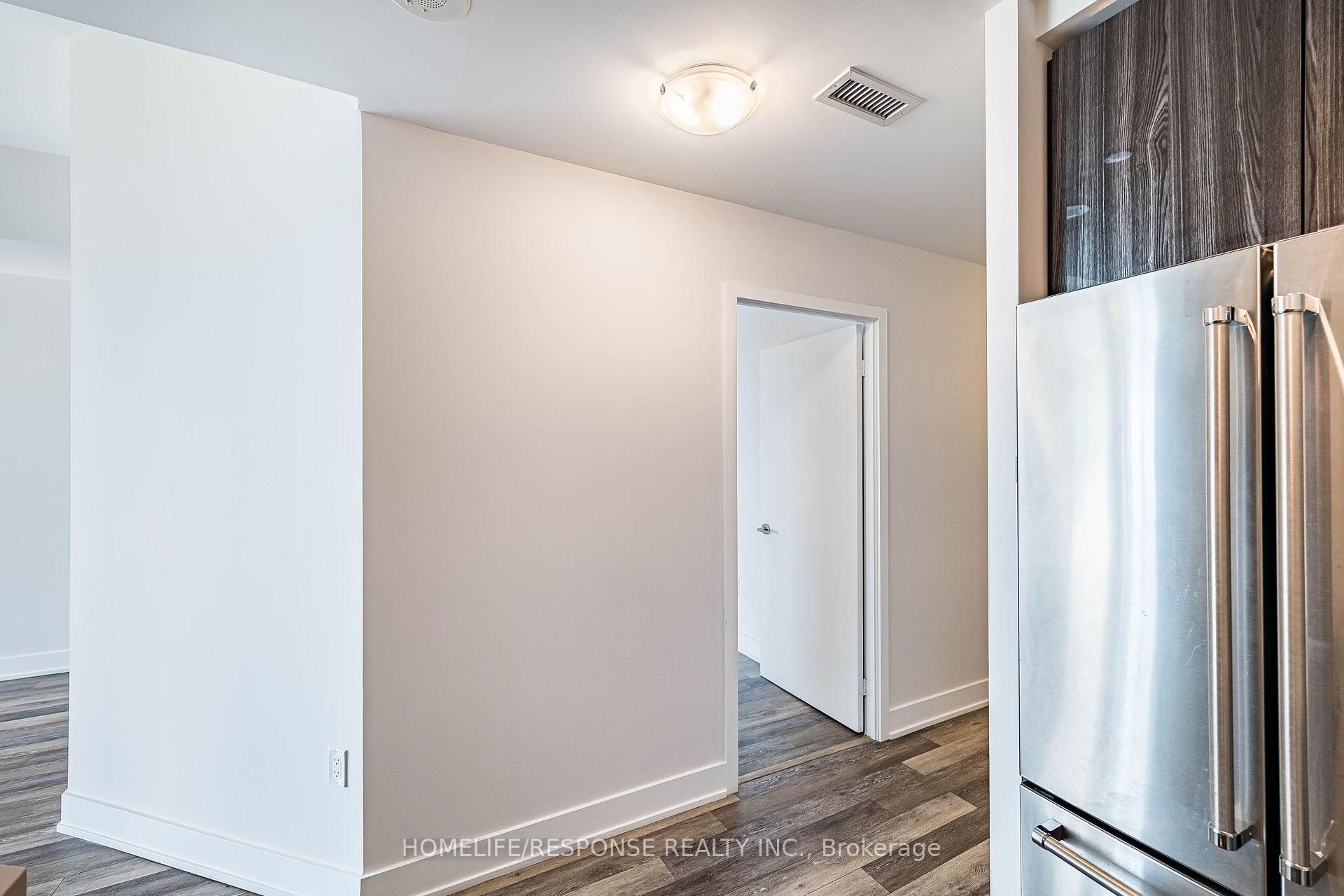 Photo 10 of Unit 1008, 20 Shore Breeze Drive, Etobicoke, Mimico — HOMEH