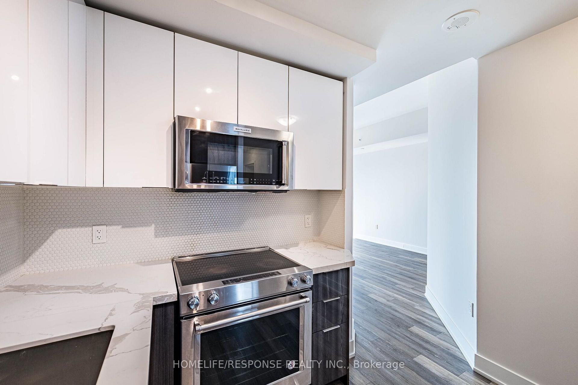 Photo 11 of Unit 1008, 20 Shore Breeze Drive, Etobicoke, Mimico — HOMEH