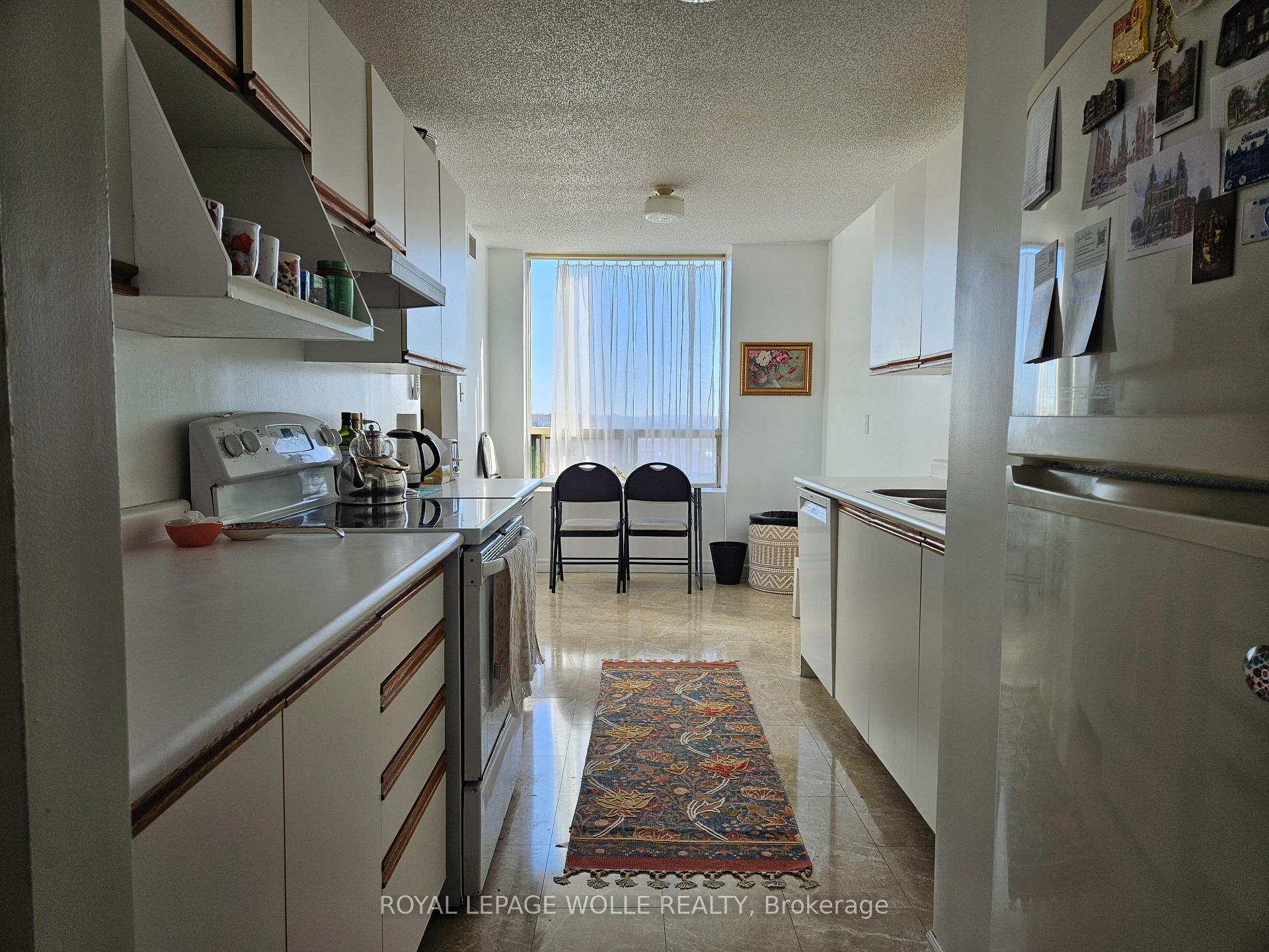 Photo 4 of Unit 805, 55 Blue Springs Drive, Waterloo, Colonial Acres — HOMEH