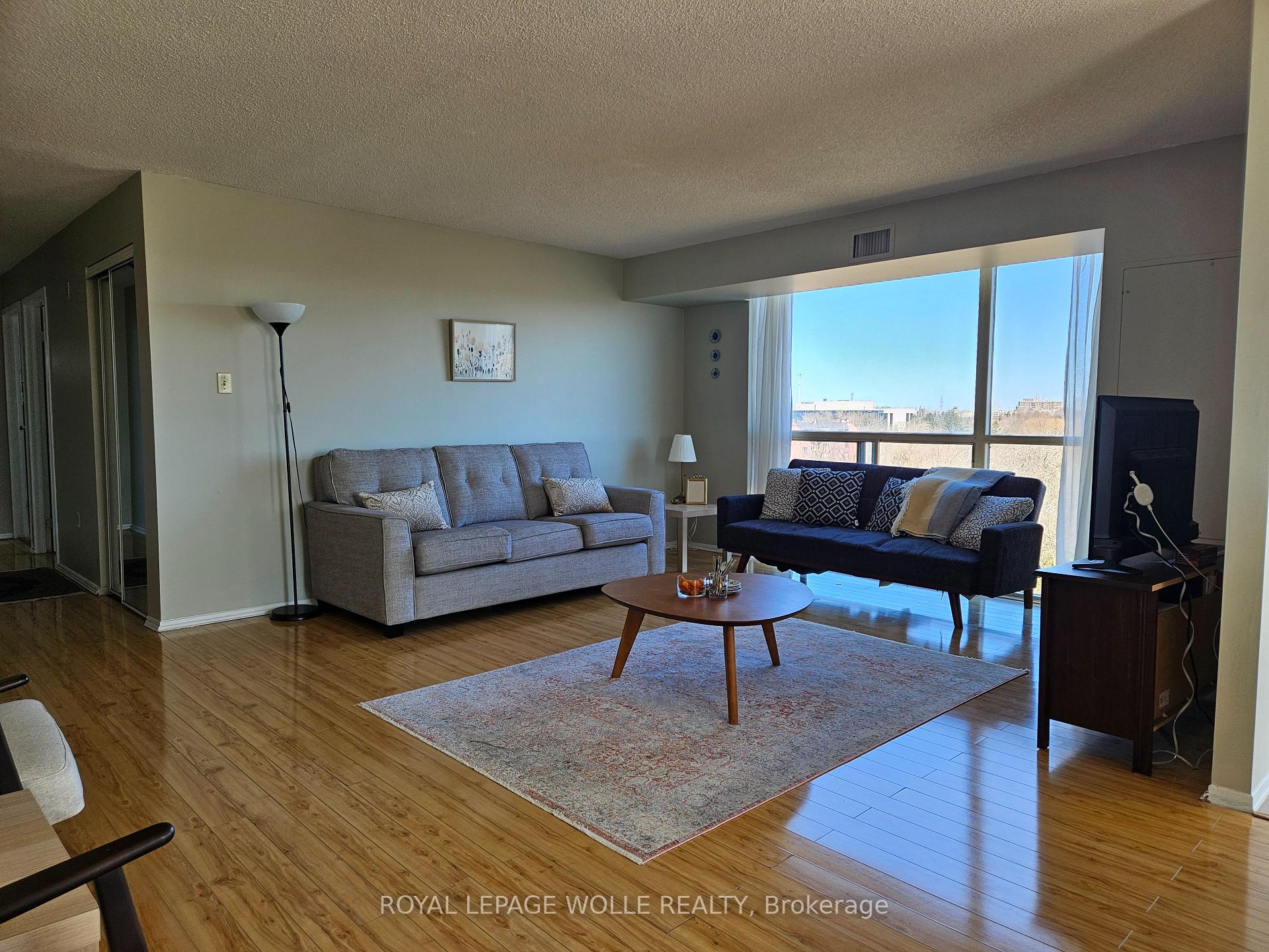 Photo 8 of Unit 805, 55 Blue Springs Drive, Waterloo, Colonial Acres — HOMEH