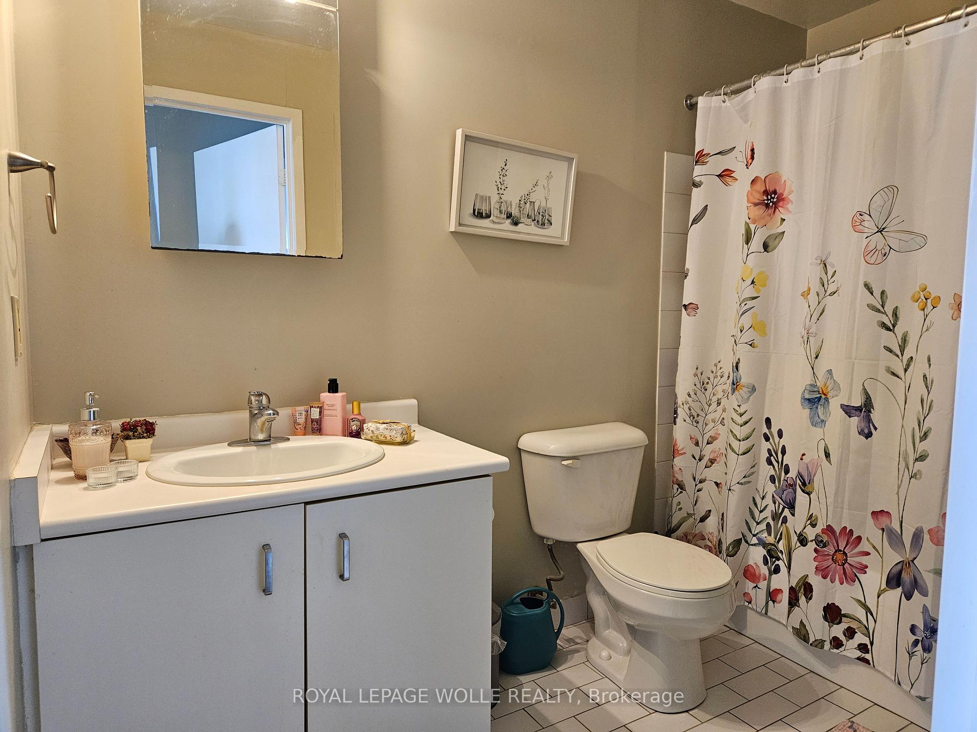 Photo 9 of Unit 805, 55 Blue Springs Drive, Waterloo, Colonial Acres — HOMEH