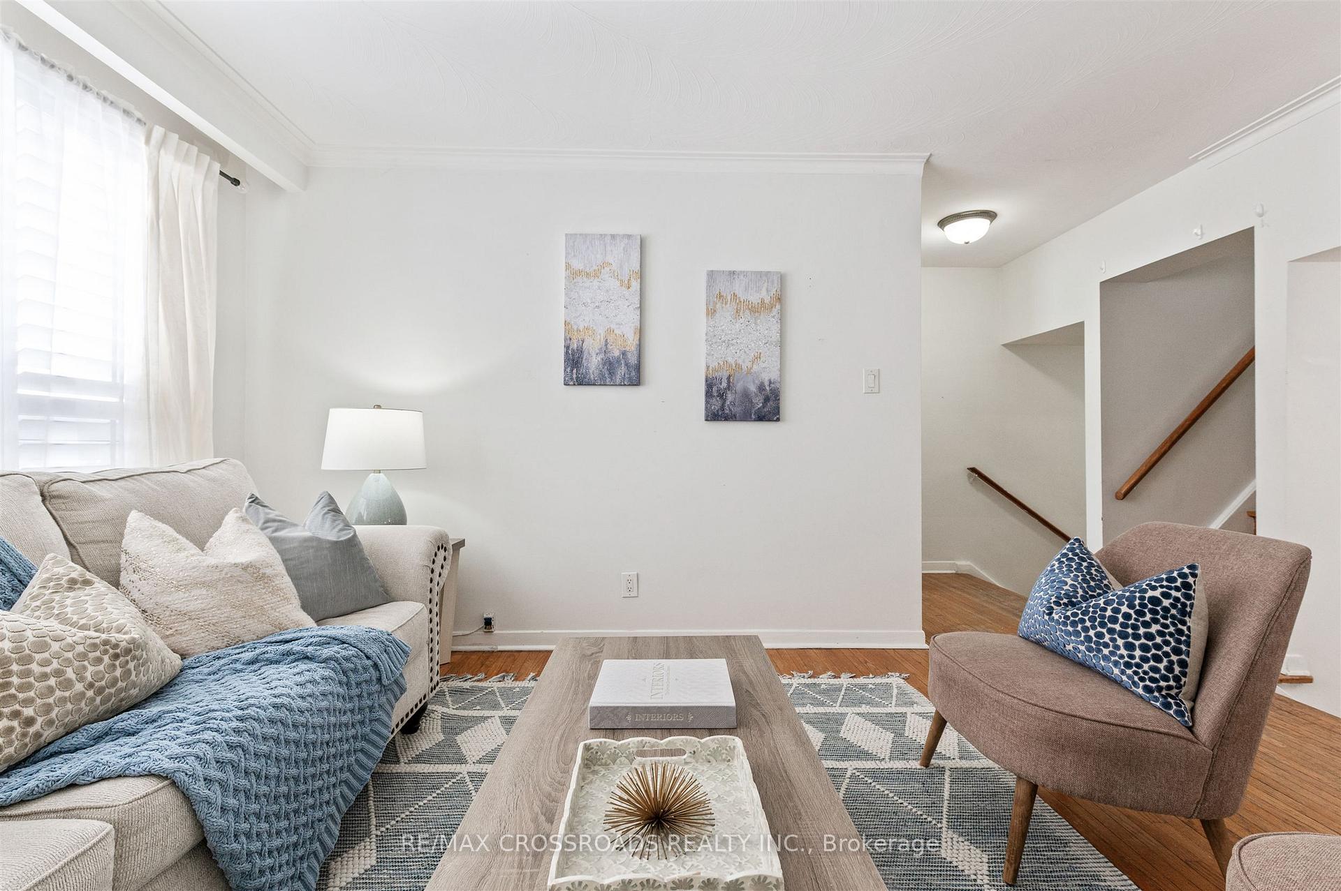 Photo 6 of 98 Willowridge Road, Etobicoke, Willowridge-Martingrove-Richview — HOMEH