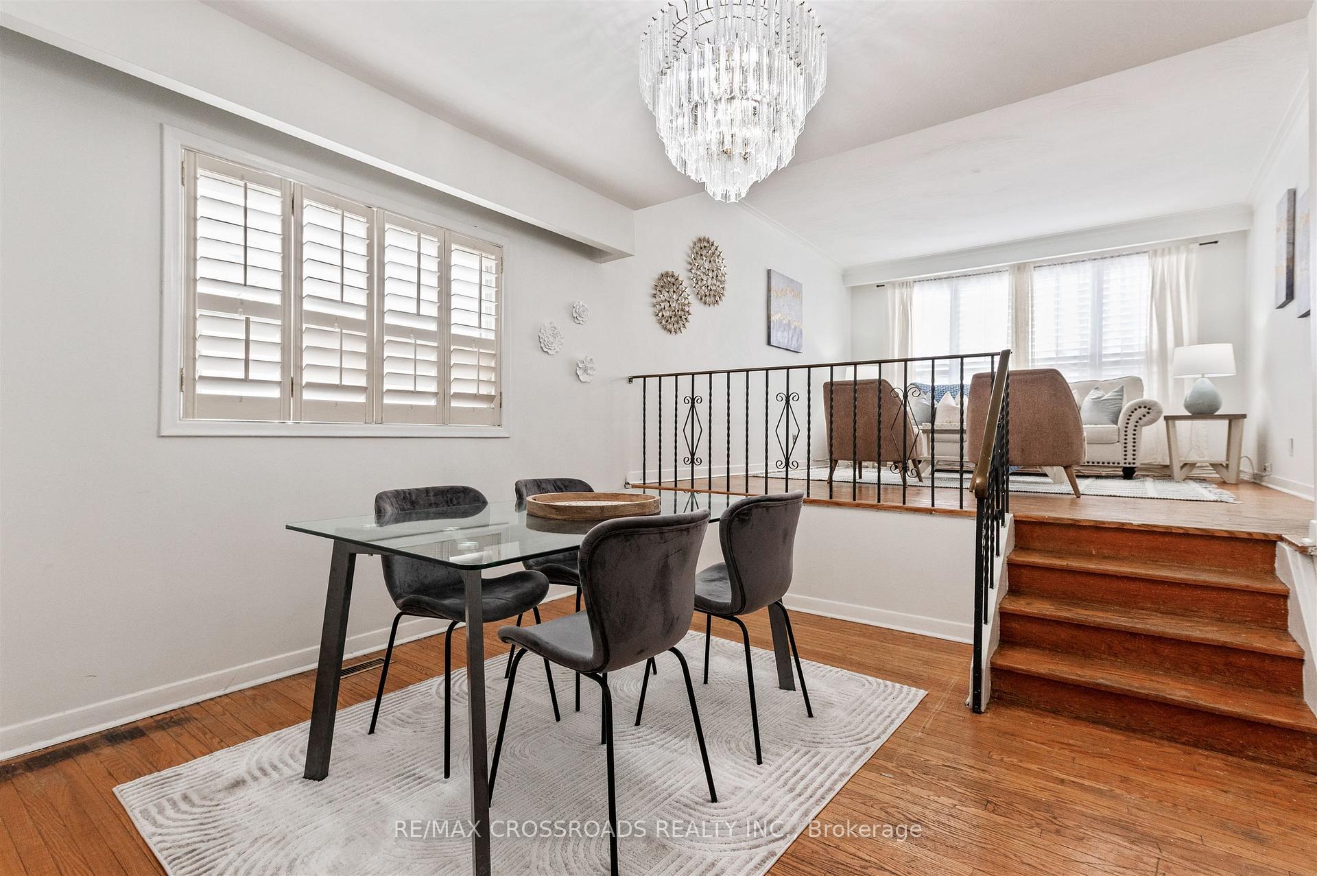 Photo 12 of 98 Willowridge Road, Etobicoke, Willowridge-Martingrove-Richview — HOMEH