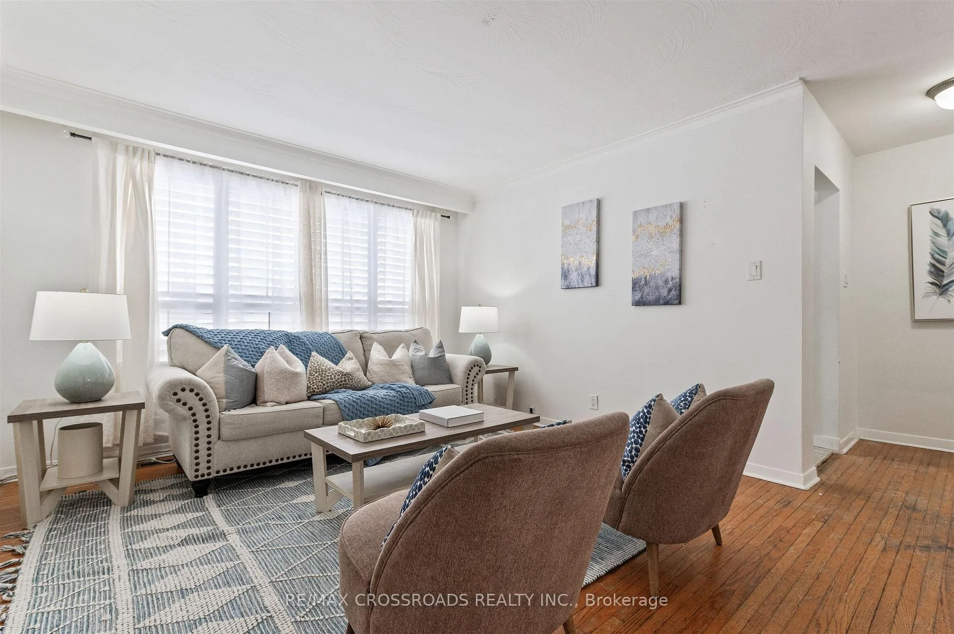 Photo 7 of 98 Willowridge Road, Etobicoke, Willowridge-Martingrove-Richview — HOMEH