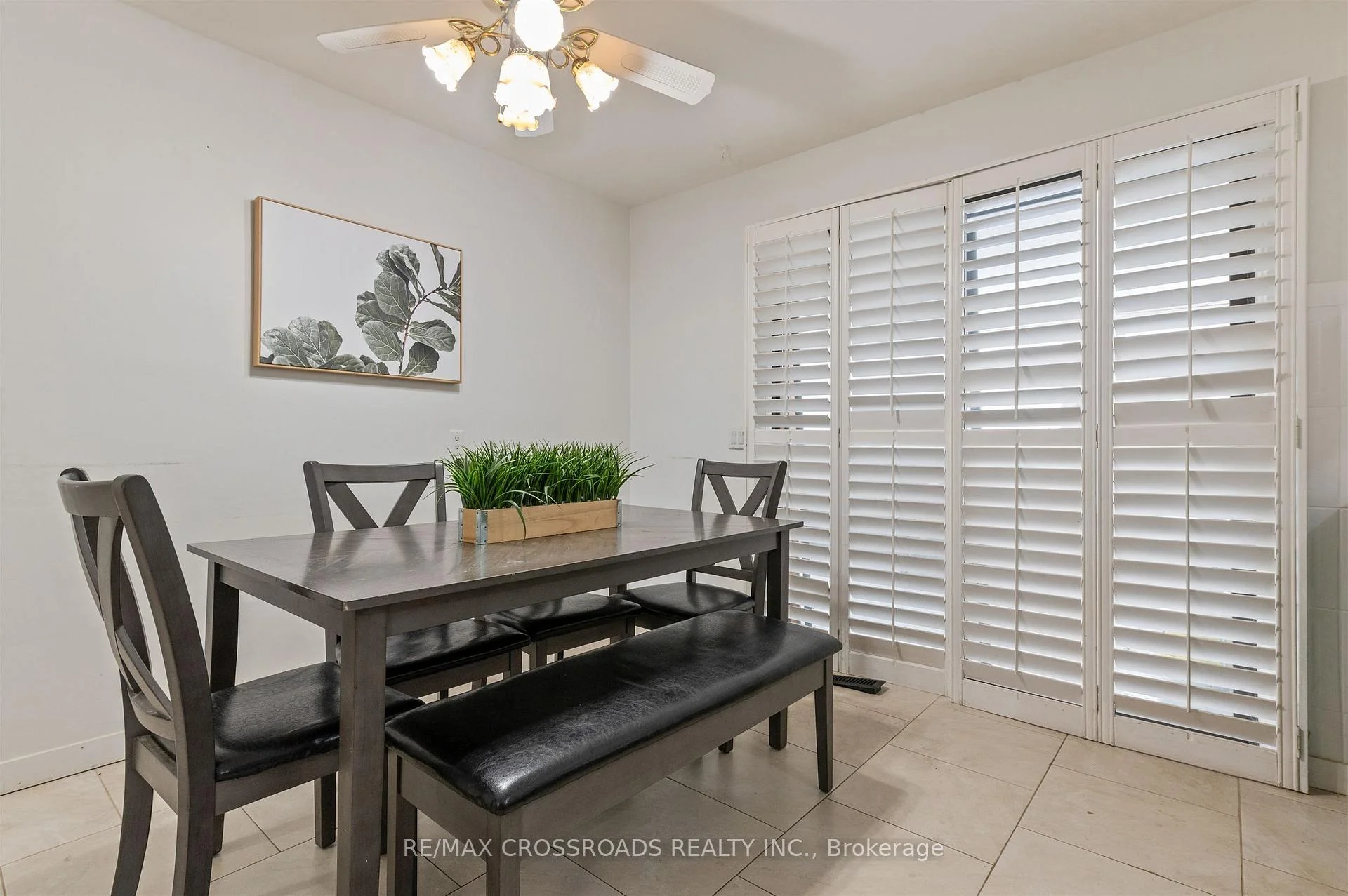 Photo 21 of 98 Willowridge Road, Etobicoke, Willowridge-Martingrove-Richview — HOMEH