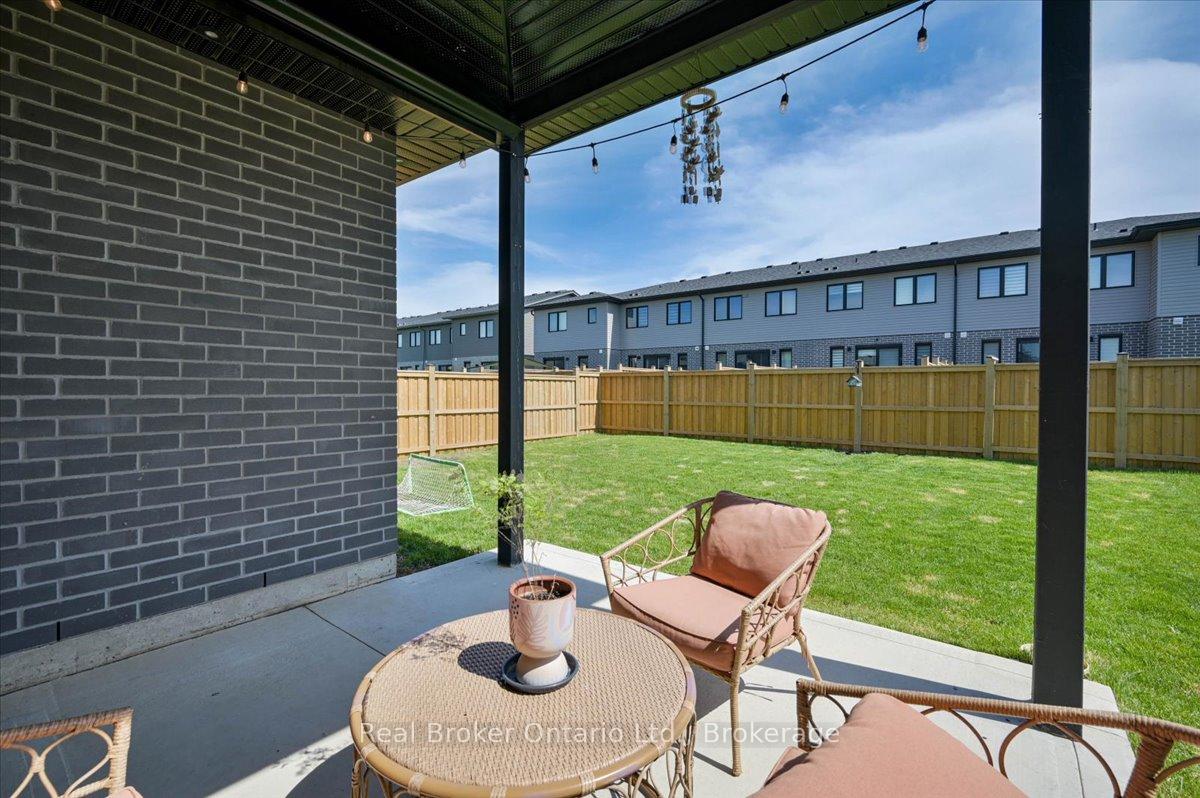 Photo 39 of 92 Moon Crescent, Cambridge, Blair Road — HOMEH