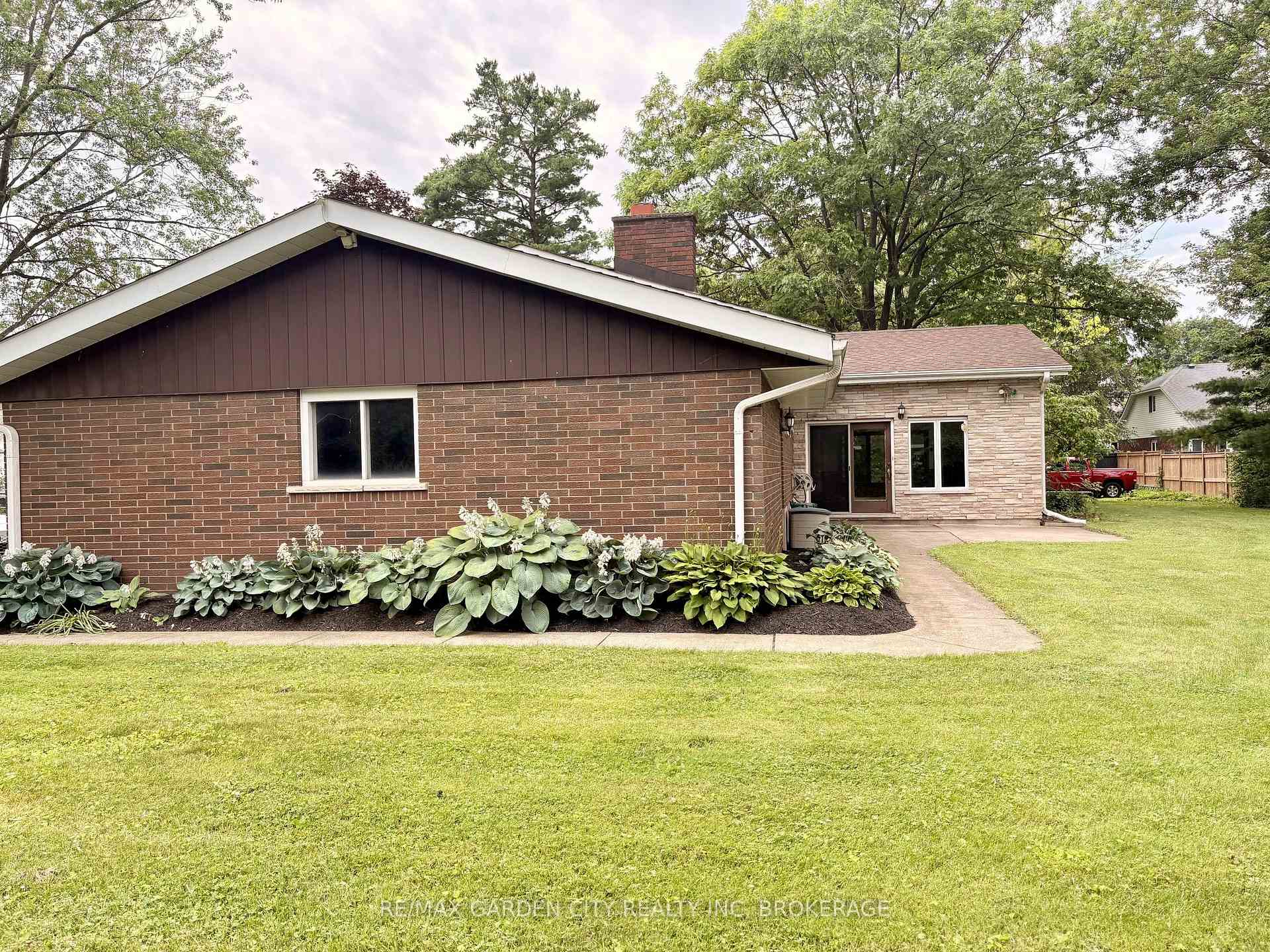 Photo 28 of 51 Bacon Lane, Pelham, Fonthill — HOMEH