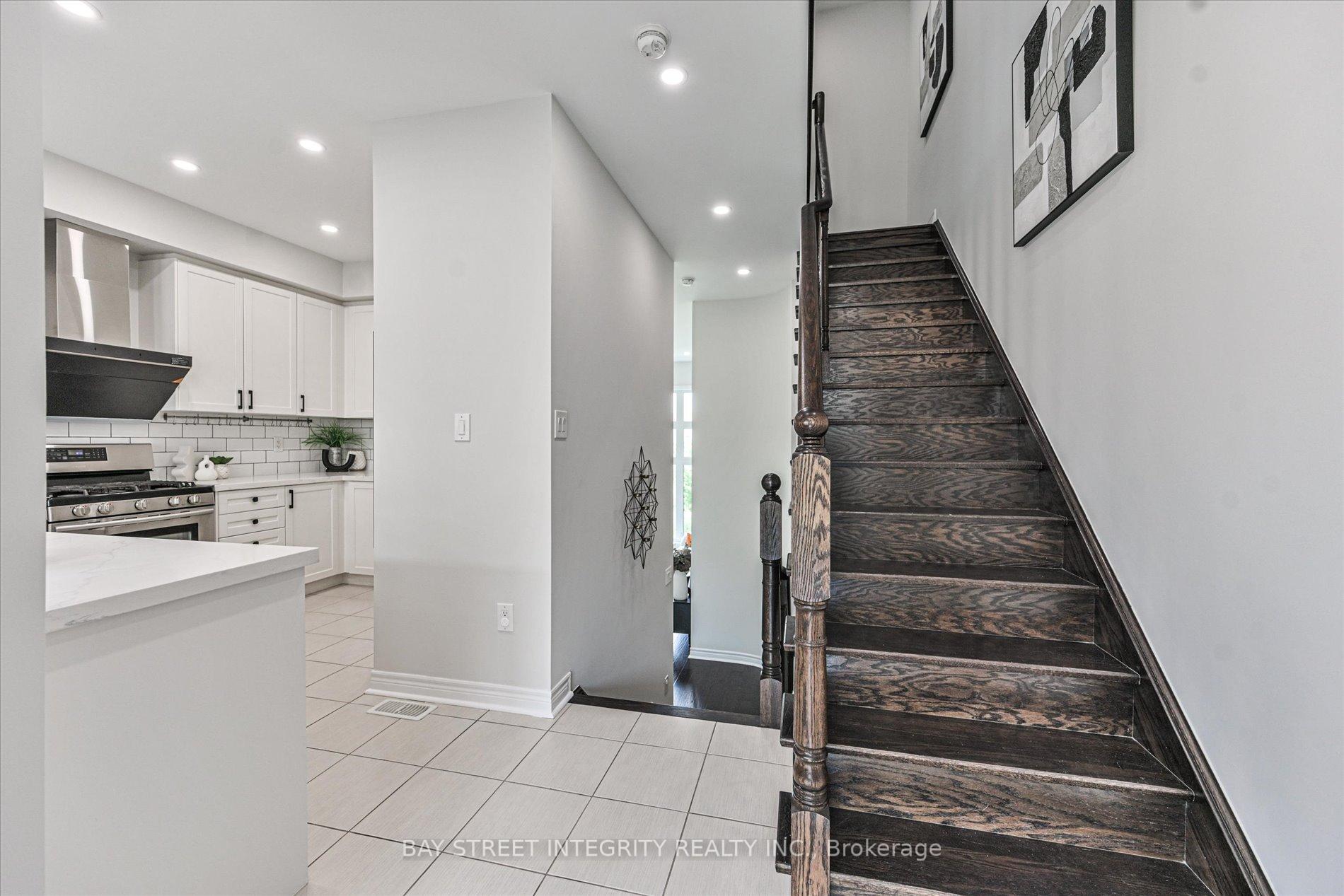 Photo 15 of 49 Victor Herbert Way, Markham, Cathedraltown — HOMEH