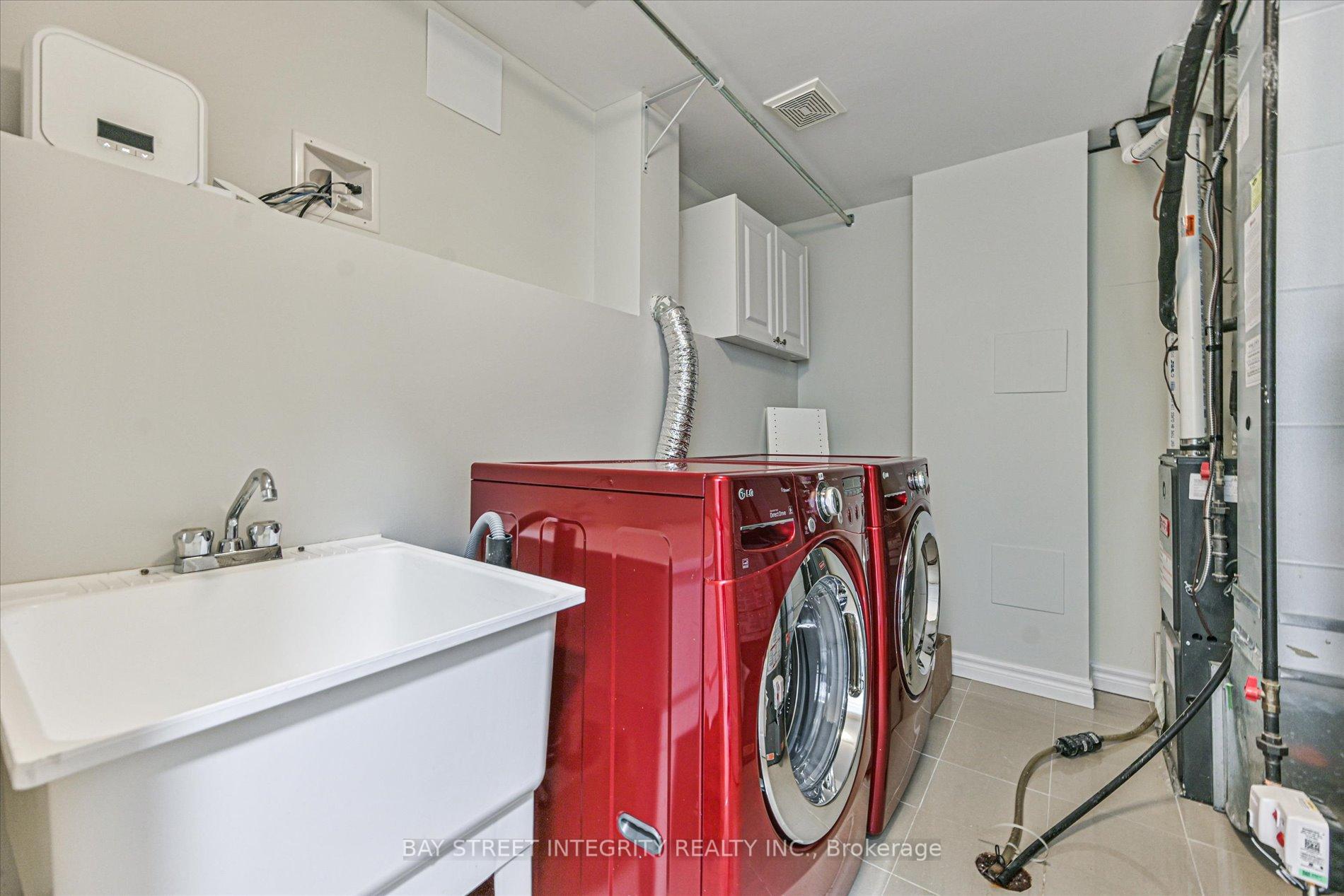 Photo 30 of 49 Victor Herbert Way, Markham, Cathedraltown — HOMEH