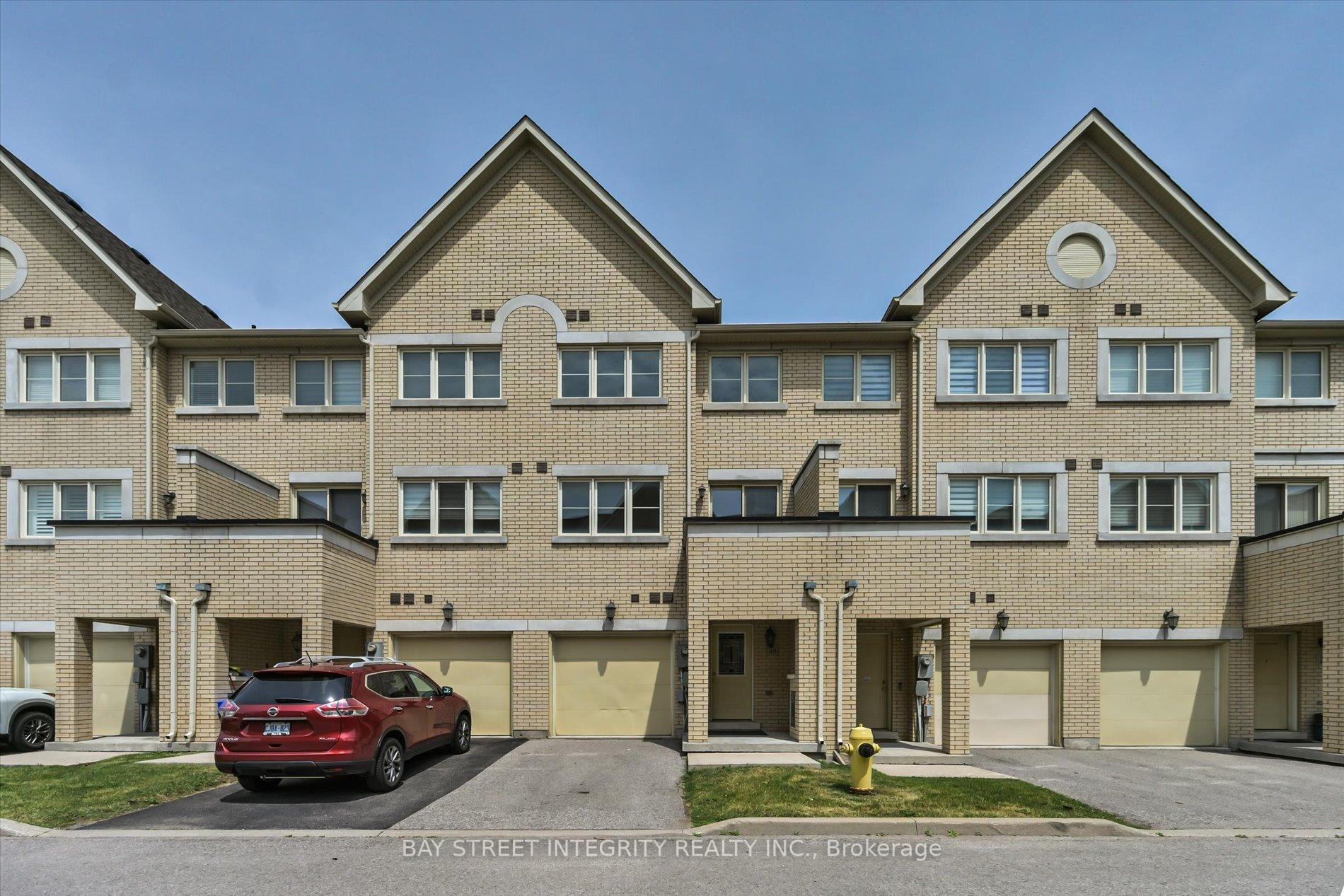 Photo 33 of 49 Victor Herbert Way, Markham, Cathedraltown — HOMEH