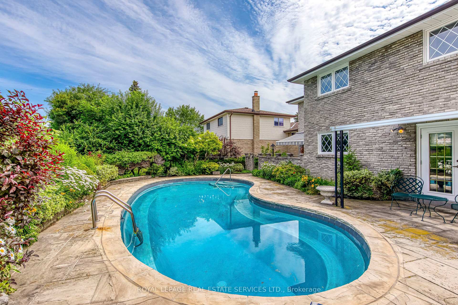 Photo 46 of 14 Governor Grove Crescent, Brampton, Brampton South — HOMEH