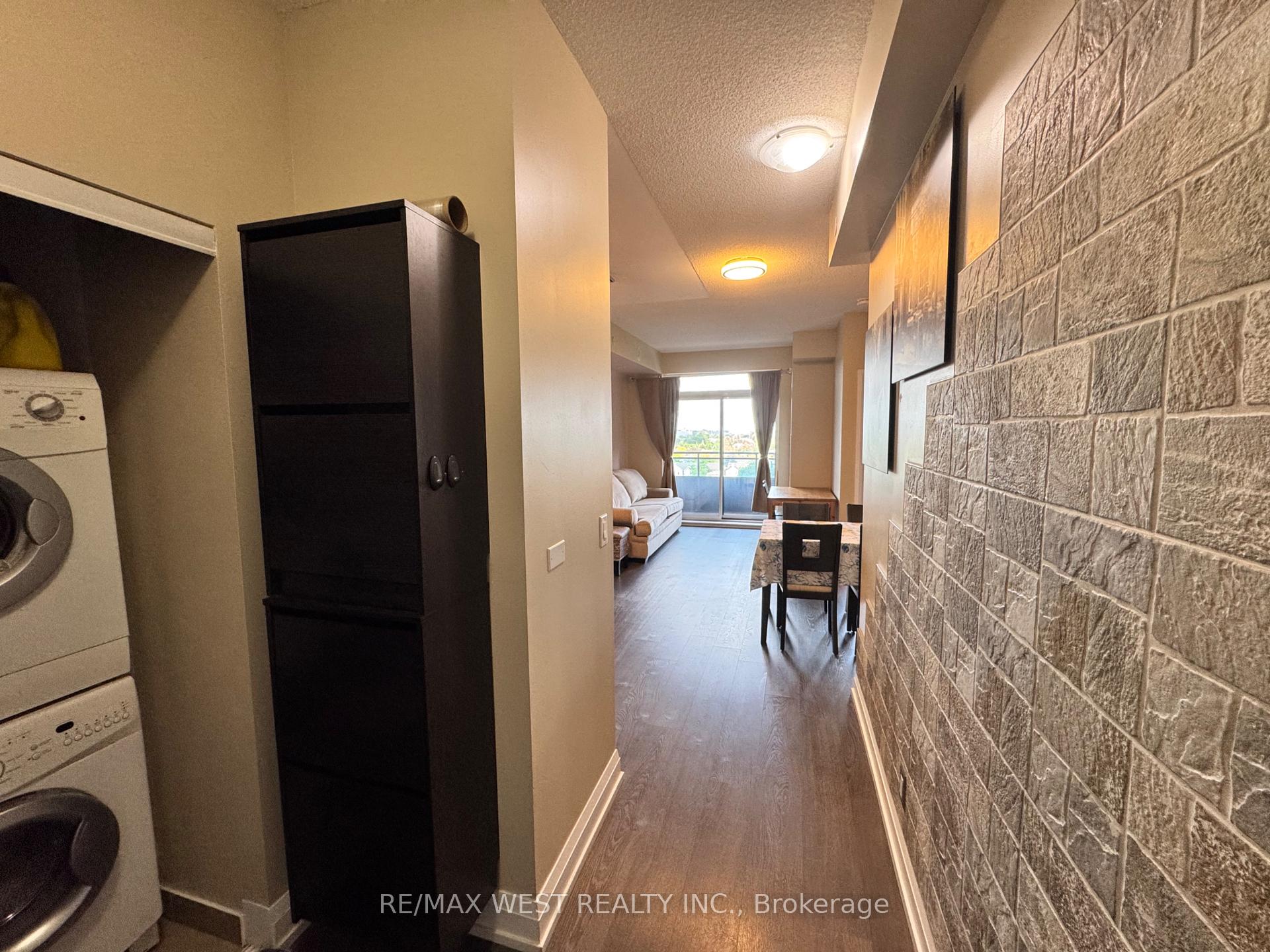 Photo 5 of Unit 714, 7900 Bathurst Street, Vaughan, Beverley Glen — HOMEH