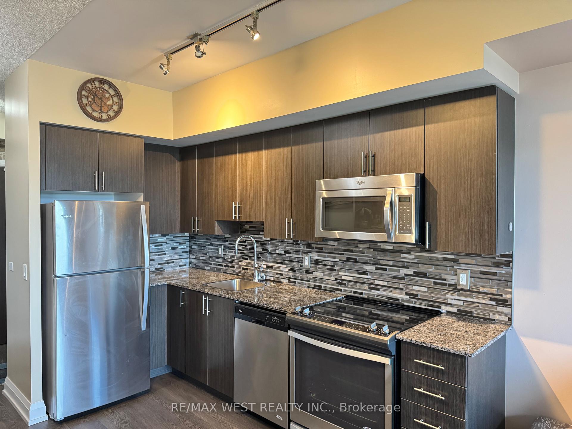 Photo 6 of Unit 714, 7900 Bathurst Street, Vaughan, Beverley Glen — HOMEH