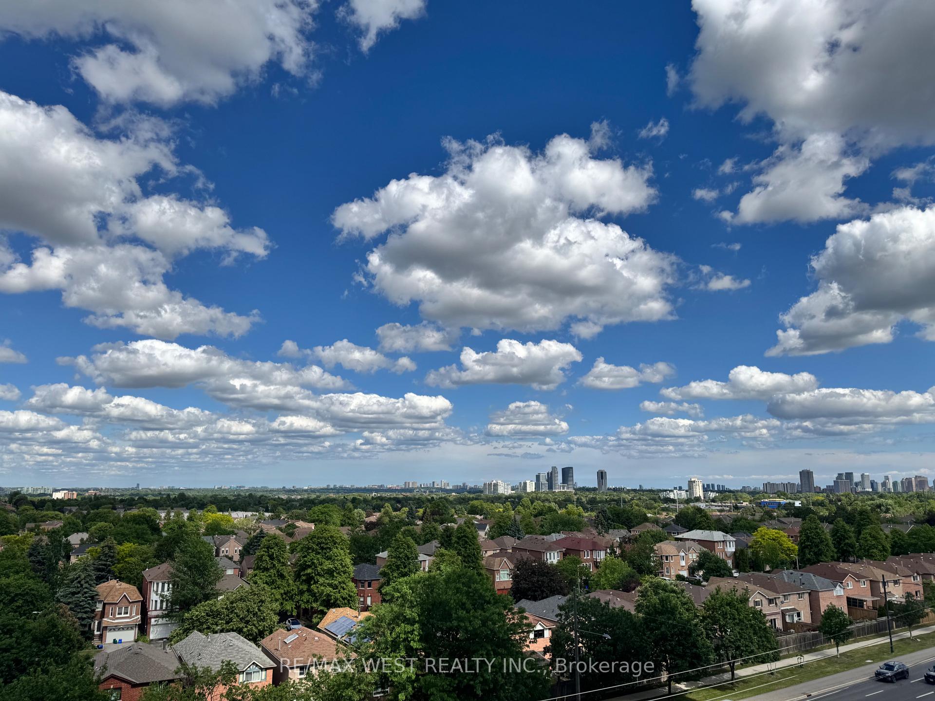 Photo 14 of Unit 714, 7900 Bathurst Street, Vaughan, Beverley Glen — HOMEH