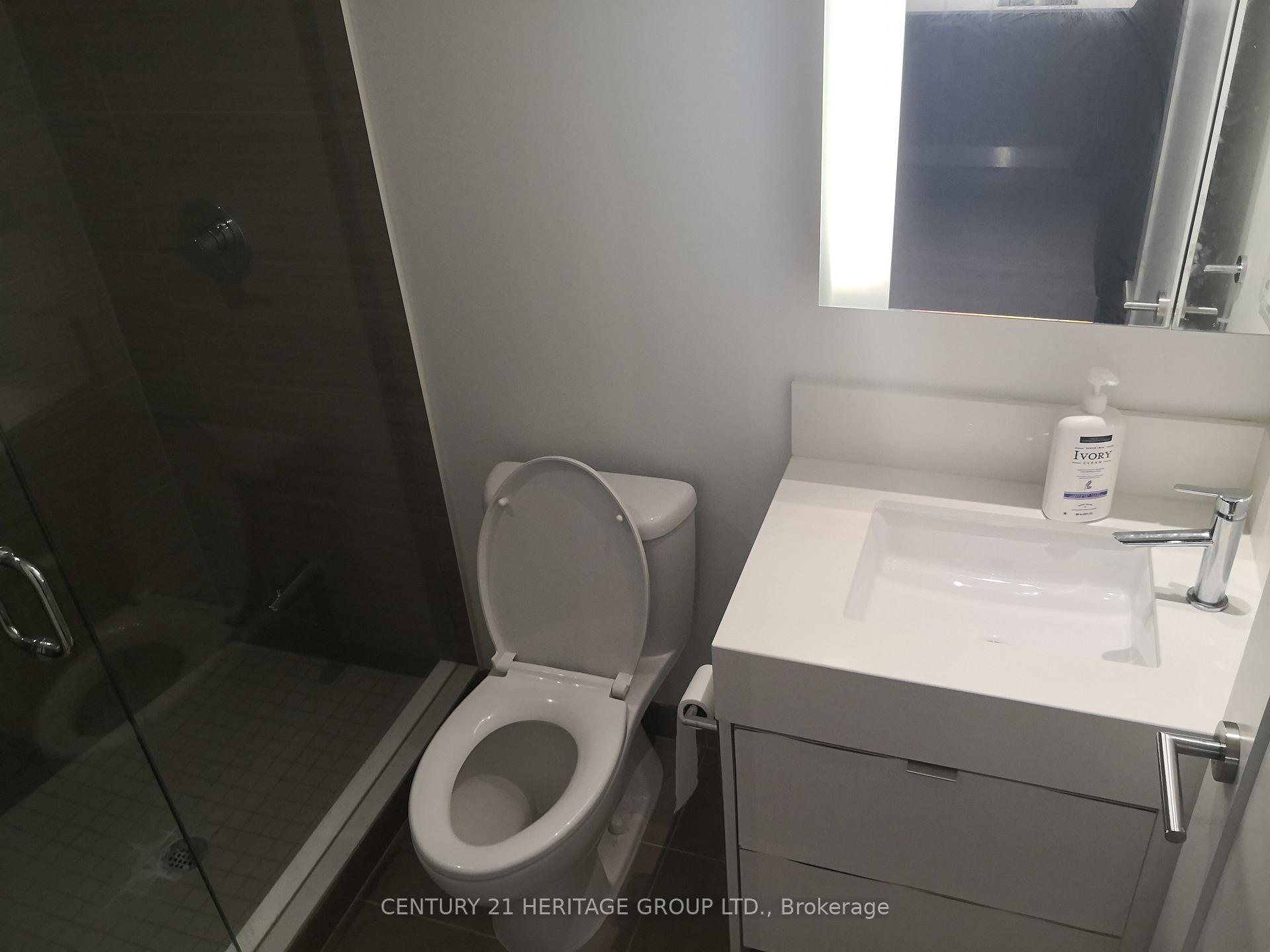 Photo 12 of Unit 3002, 10 York Street, Toronto, Waterfront Communities — HOMEH