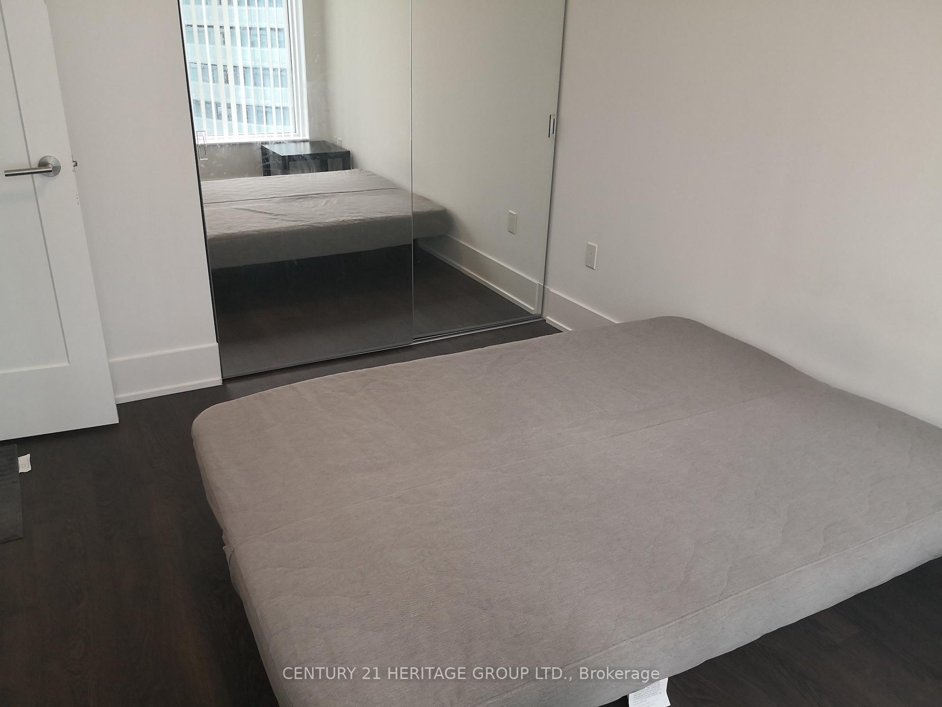 Photo 11 of Unit 3002, 10 York Street, Toronto, Waterfront Communities — HOMEH