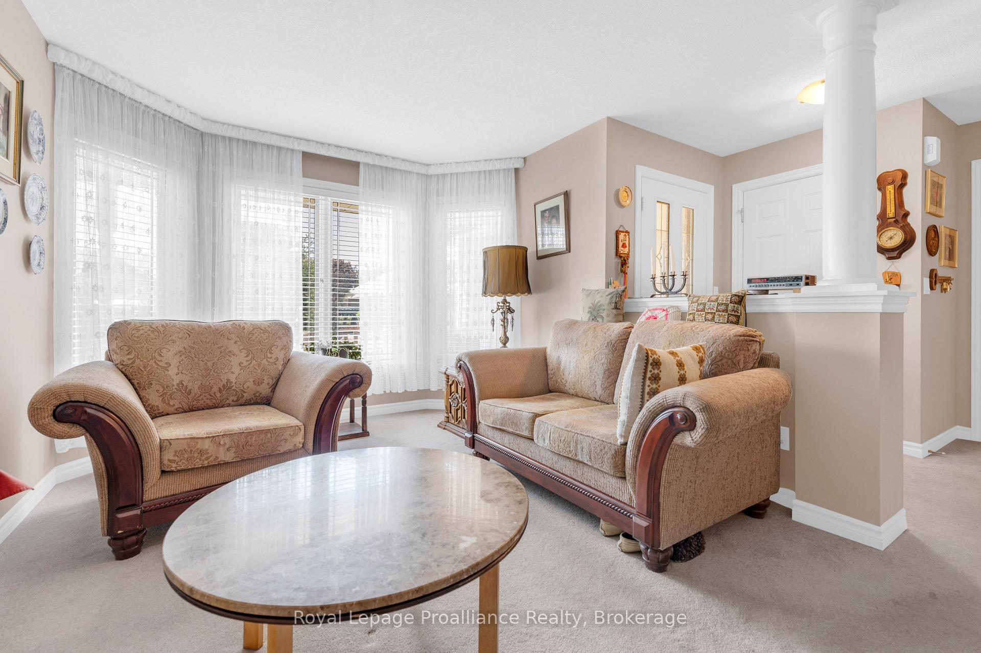Photo 11 of 73 Finch Drive, Belleville, Belleville Ward — HOMEH