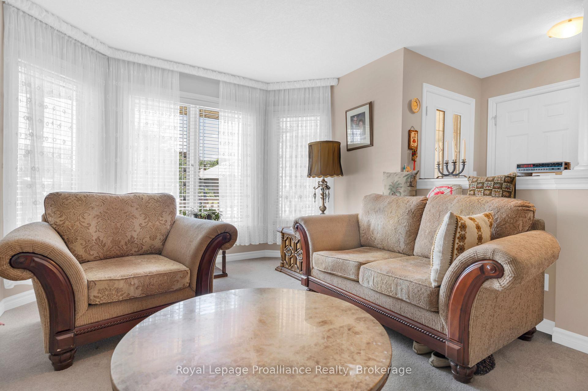 Photo 12 of 73 Finch Drive, Belleville, Belleville Ward — HOMEH