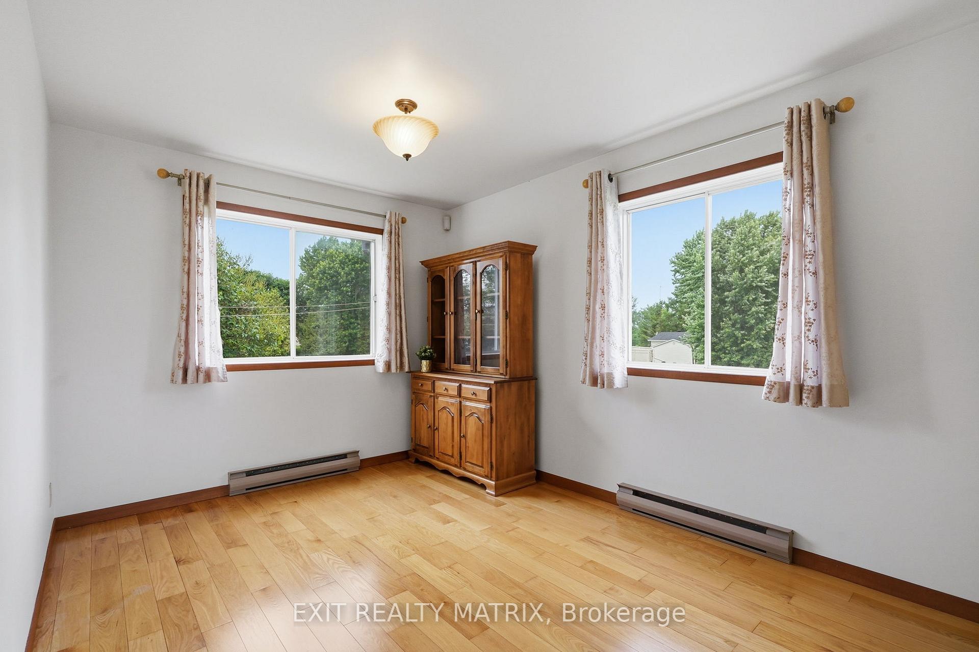 Photo 11 of 18203 Kenyon 19 Concession, North Glengarry, North Glengarry (Kenyon) Twp — HOMEH