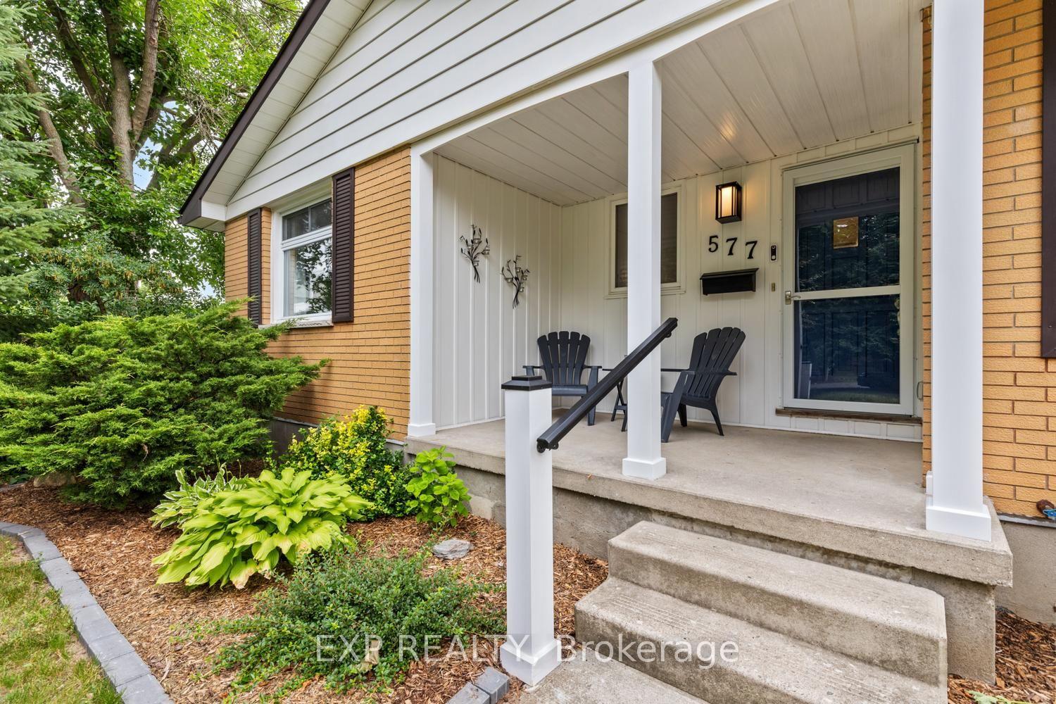 Photo 2 of 577 Dewan Street, Strathroy-Caradoc, NW — HOMEH