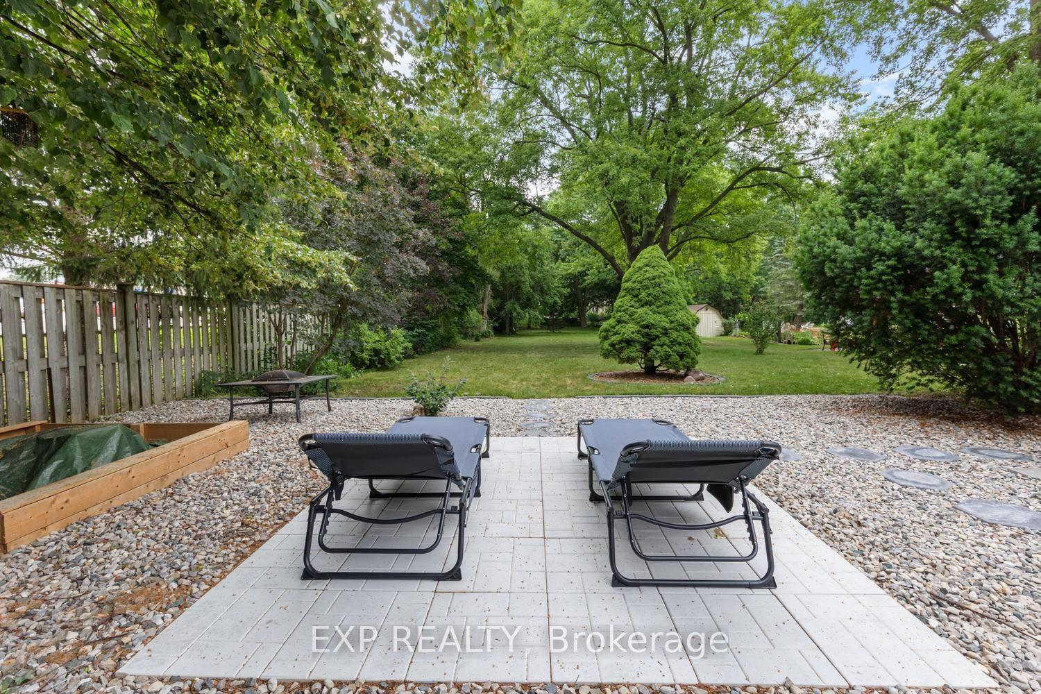 Photo 5 of 577 Dewan Street, Strathroy-Caradoc, NW — HOMEH