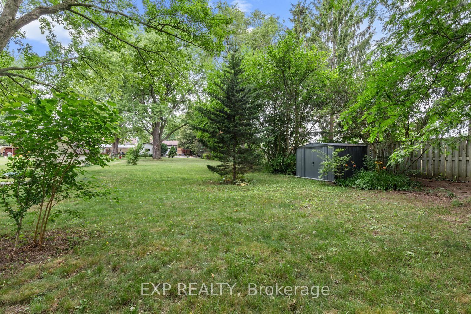 Photo 8 of 577 Dewan Street, Strathroy-Caradoc, NW — HOMEH