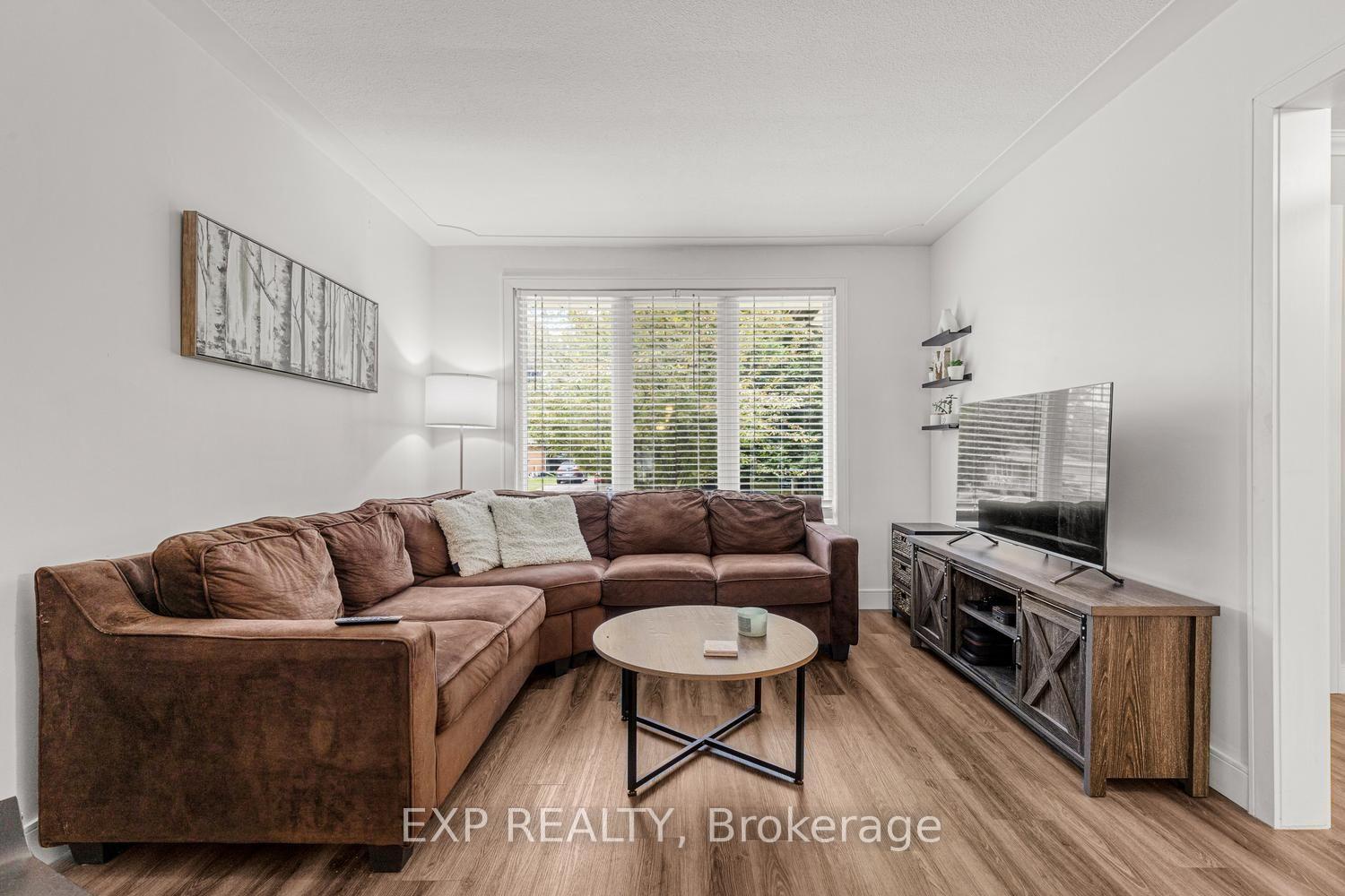 Photo 10 of 577 Dewan Street, Strathroy-Caradoc, NW — HOMEH