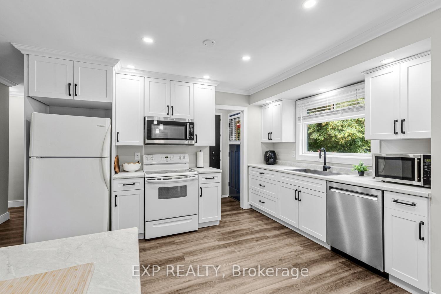 Photo 19 of 577 Dewan Street, Strathroy-Caradoc, NW — HOMEH
