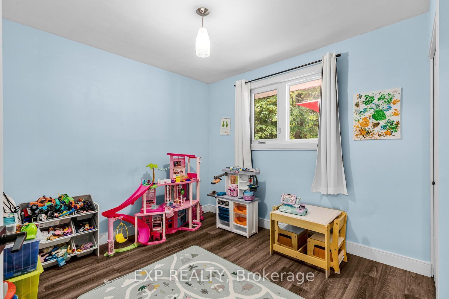 Photo 26 of 577 Dewan Street, Strathroy-Caradoc, NW — HOMEH