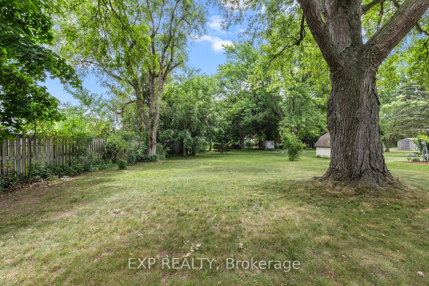 Photo 45 of 577 Dewan Street, Strathroy-Caradoc, NW — HOMEH