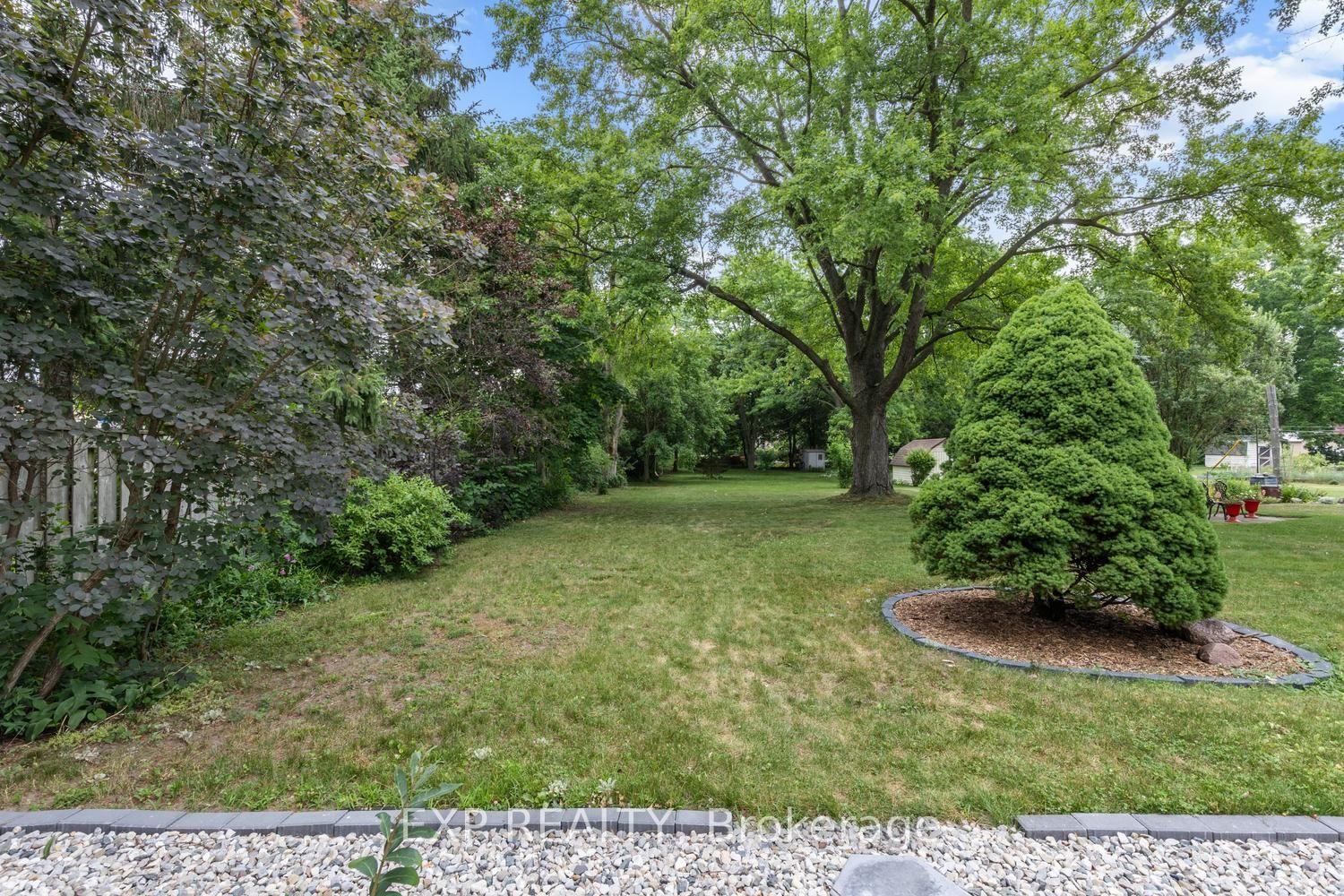 Photo 46 of 577 Dewan Street, Strathroy-Caradoc, NW — HOMEH