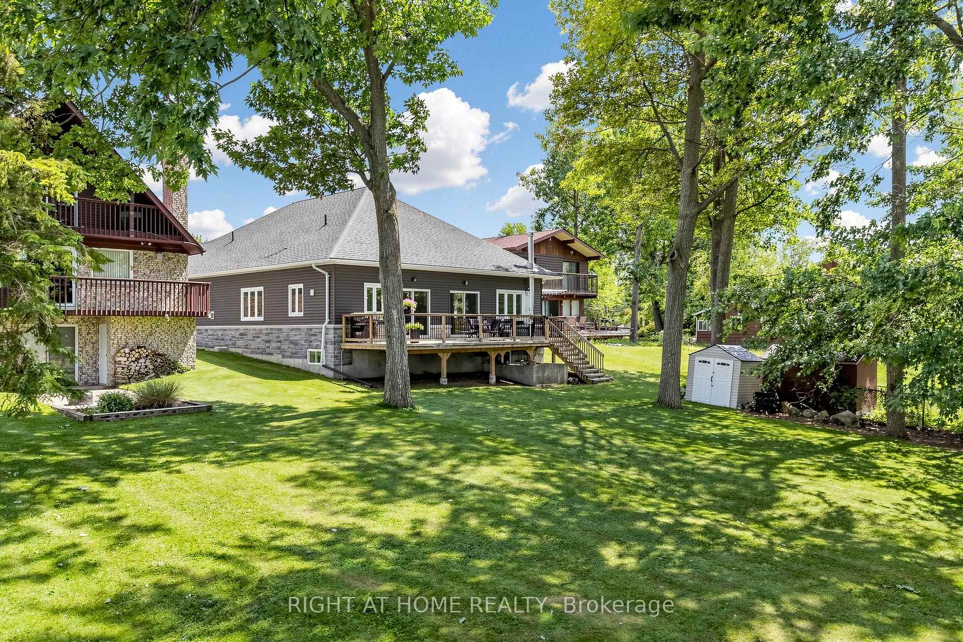 Photo 42 of 48 Ridge Avenue, Ramara, Rural Ramara — HOMEH