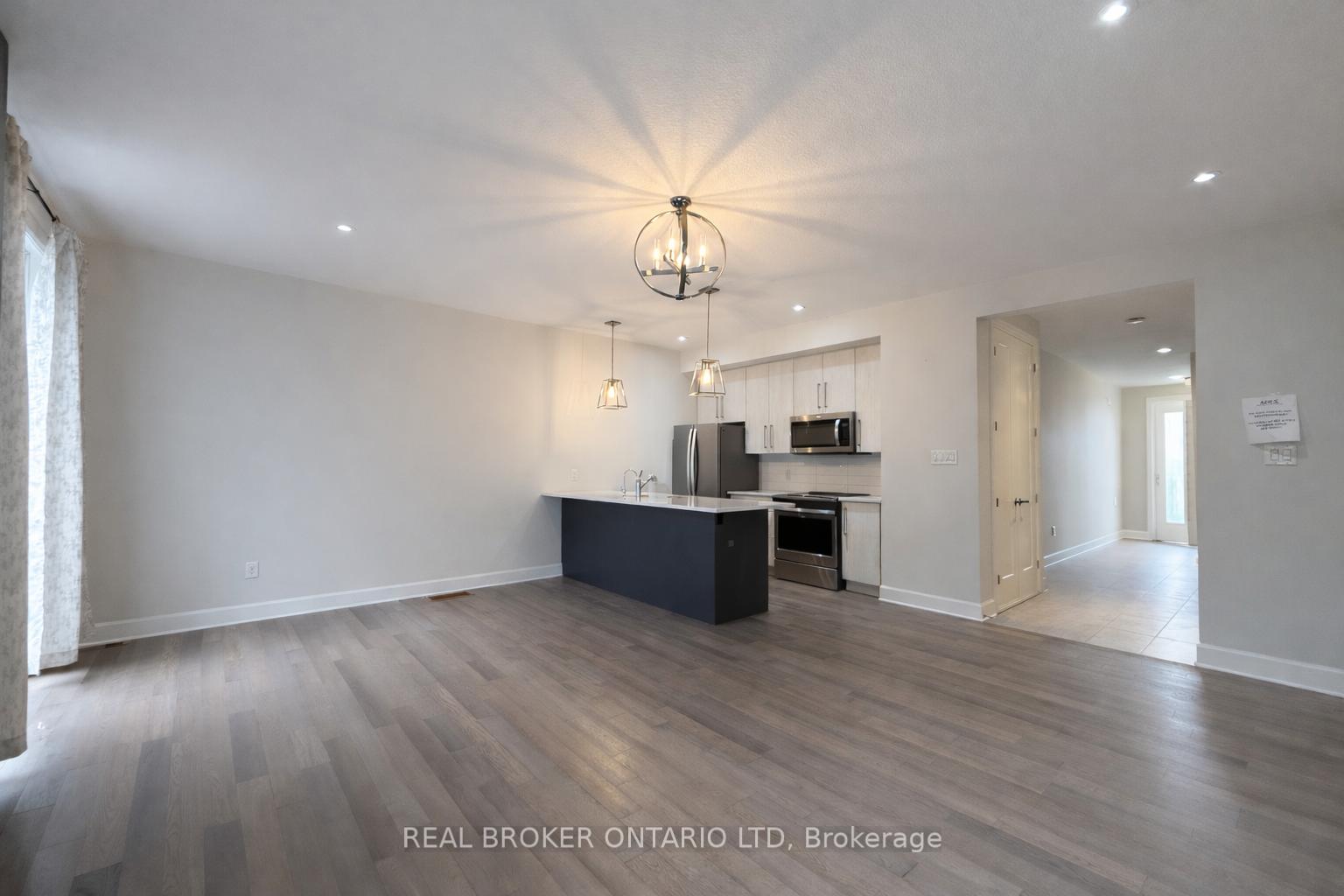 Photo 5 of Unit 32, 499 Sophia Crescent, London, North I — HOMEH