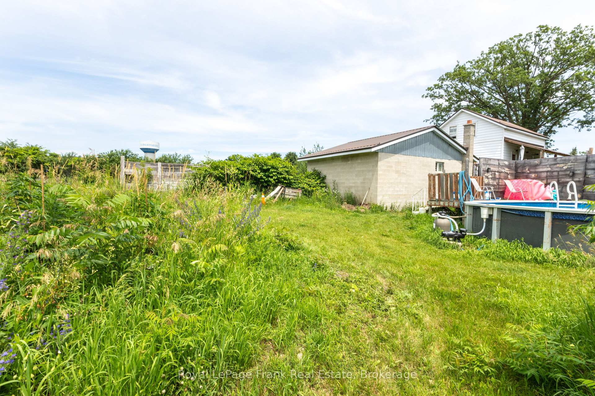 Photo 5 of 66 Jane Street, Kawartha Lakes, Bobcaygeon — HOMEH