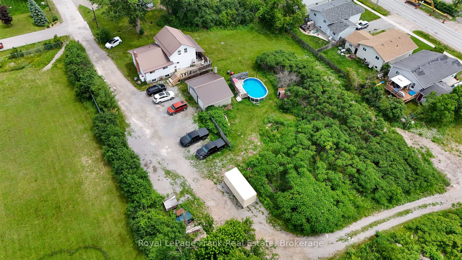Photo 13 of 66 Jane Street, Kawartha Lakes, Bobcaygeon — HOMEH