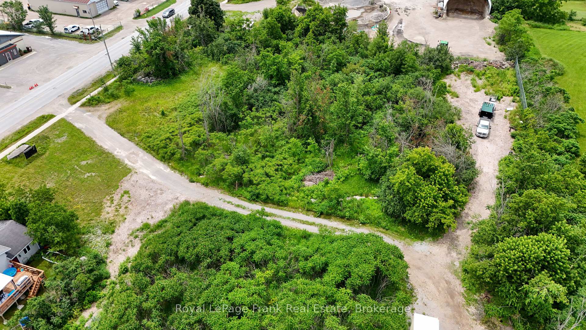 Photo 19 of 66 Jane Street, Kawartha Lakes, Bobcaygeon — HOMEH