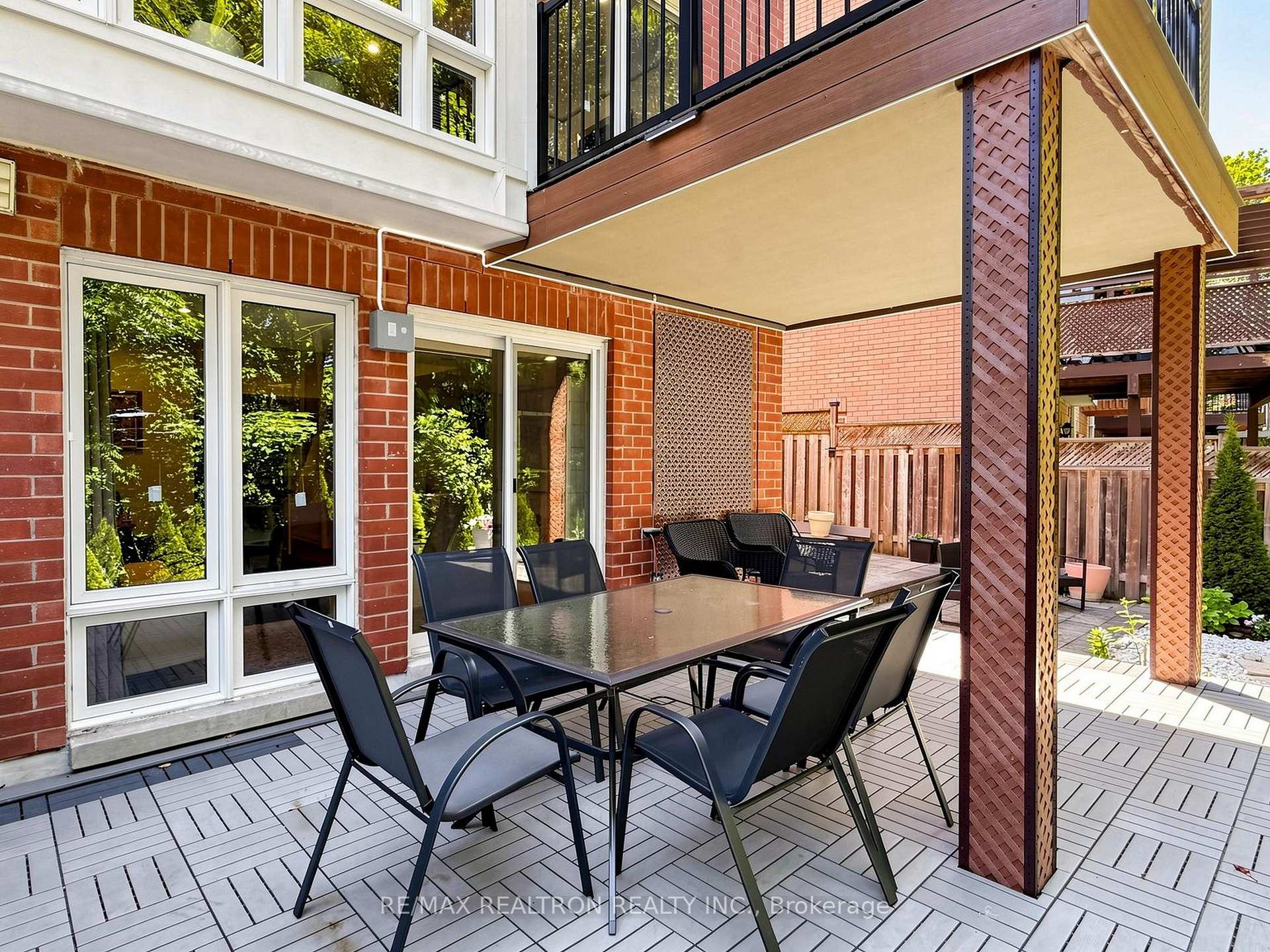 Photo 39 of 68 Dallimore Circle, North York, Banbury-Don Mills — HOMEH
