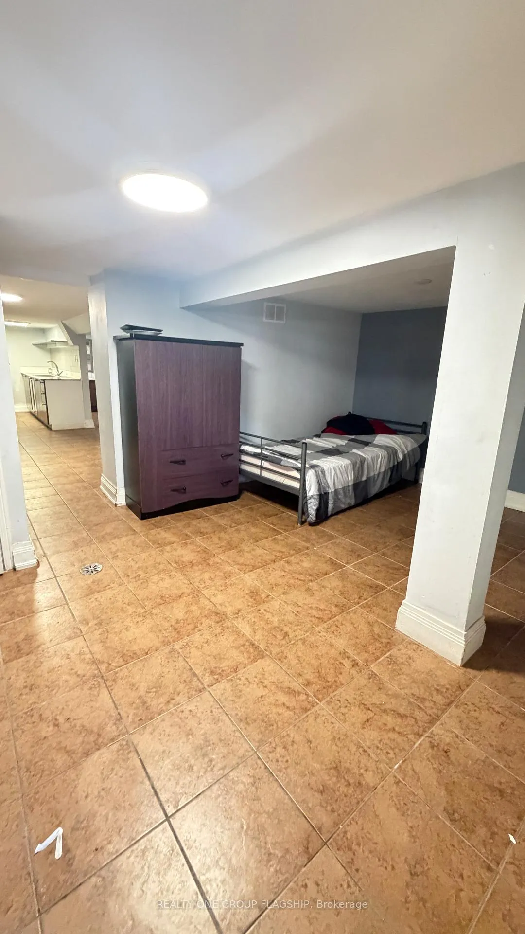 Photo 16 of 567 Rogers Road, Toronto, Keelesdale-Eglinton West — HOMEH