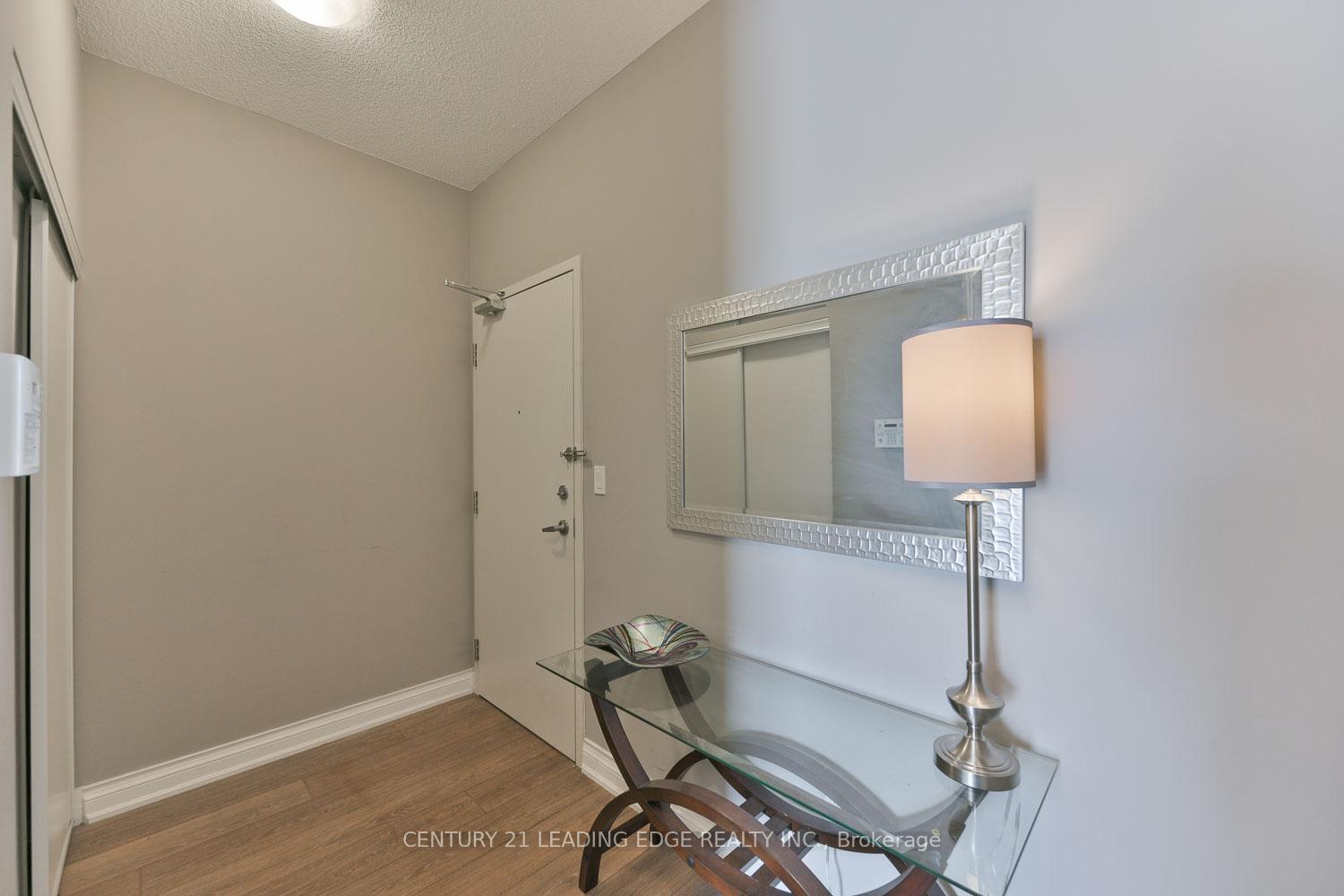 Photo 8 of Unit 305, 68 Main Street N, Markham, Old Markham Village — HOMEH