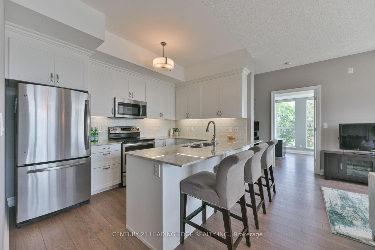 Photo 14 of Unit 305, 68 Main Street N, Markham, Old Markham Village — HOMEH