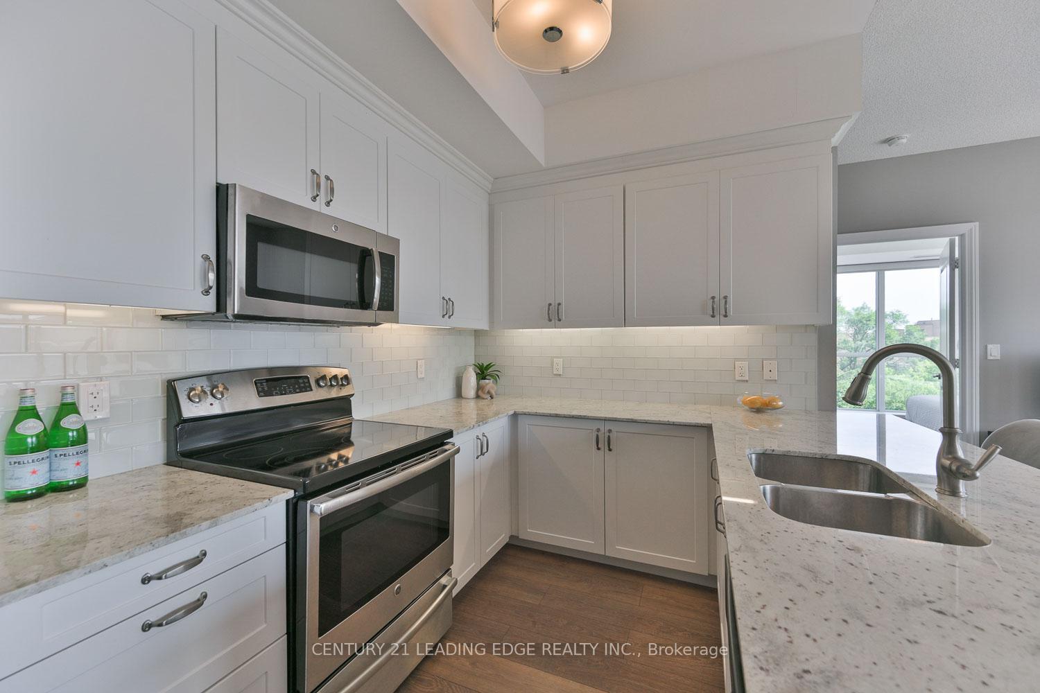 Photo 15 of Unit 305, 68 Main Street N, Markham, Old Markham Village — HOMEH