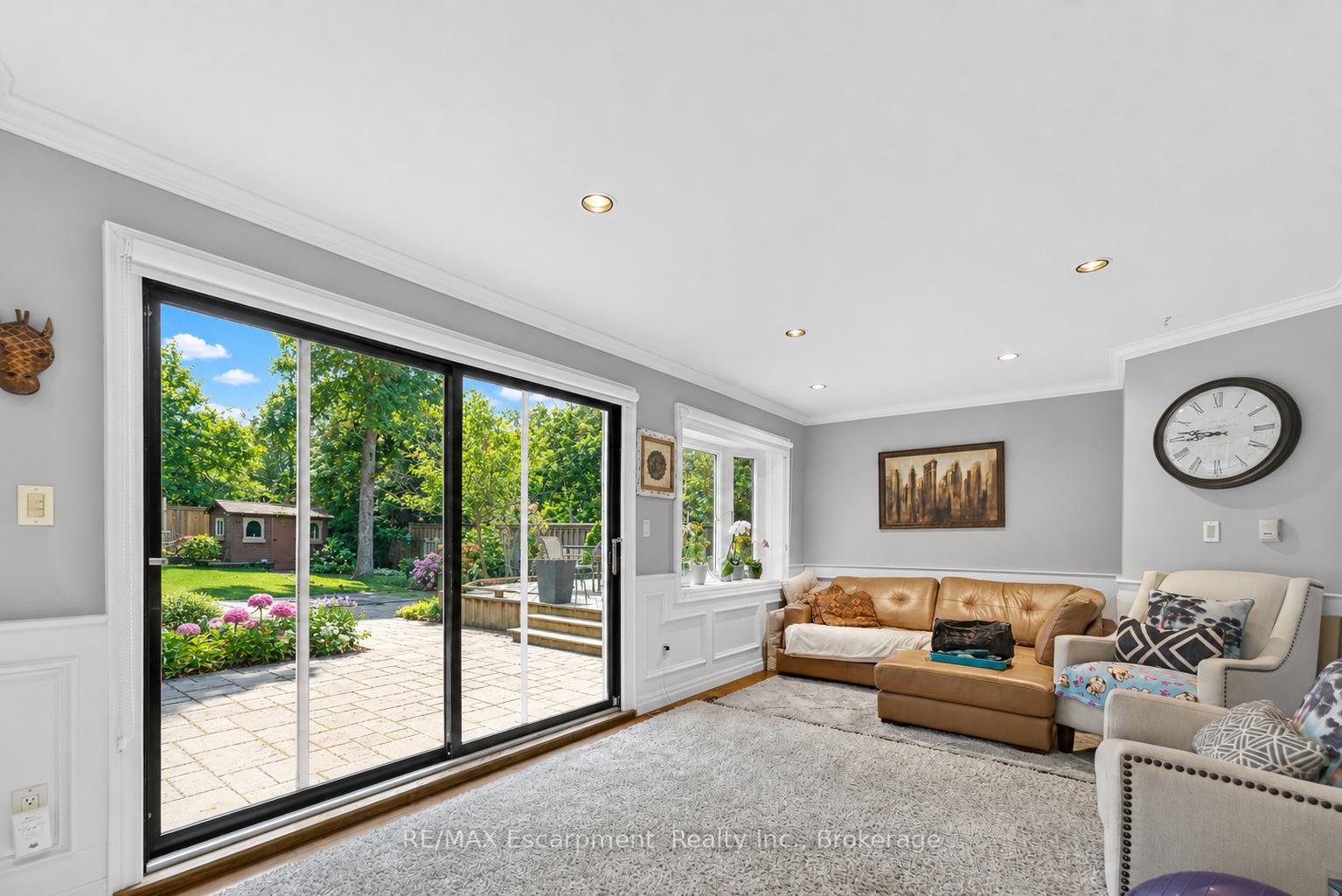 Photo 8 of 195 Wilton Street, Burlington, Roseland — HOMEH
