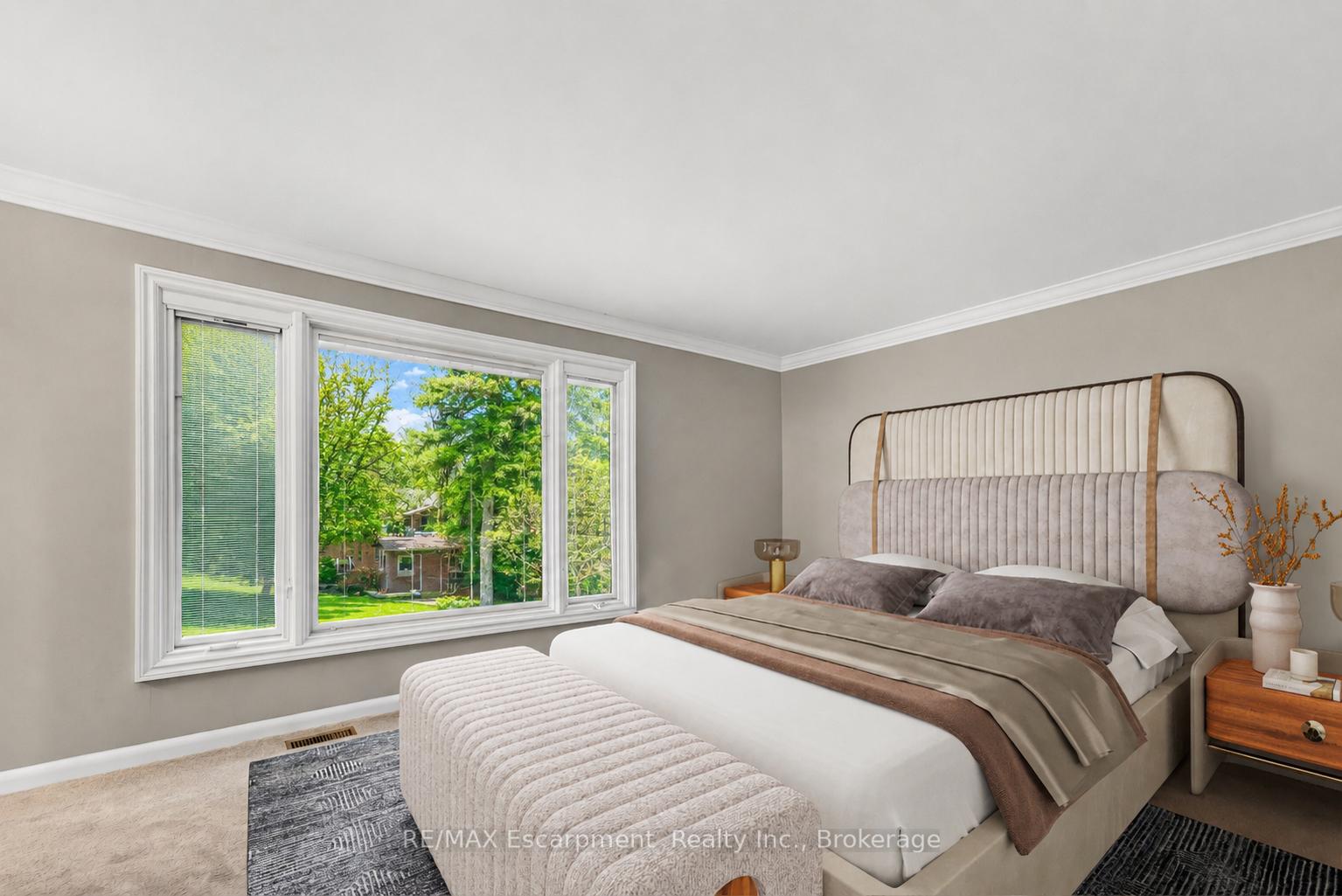 Photo 20 of 195 Wilton Street, Burlington, Roseland — HOMEH