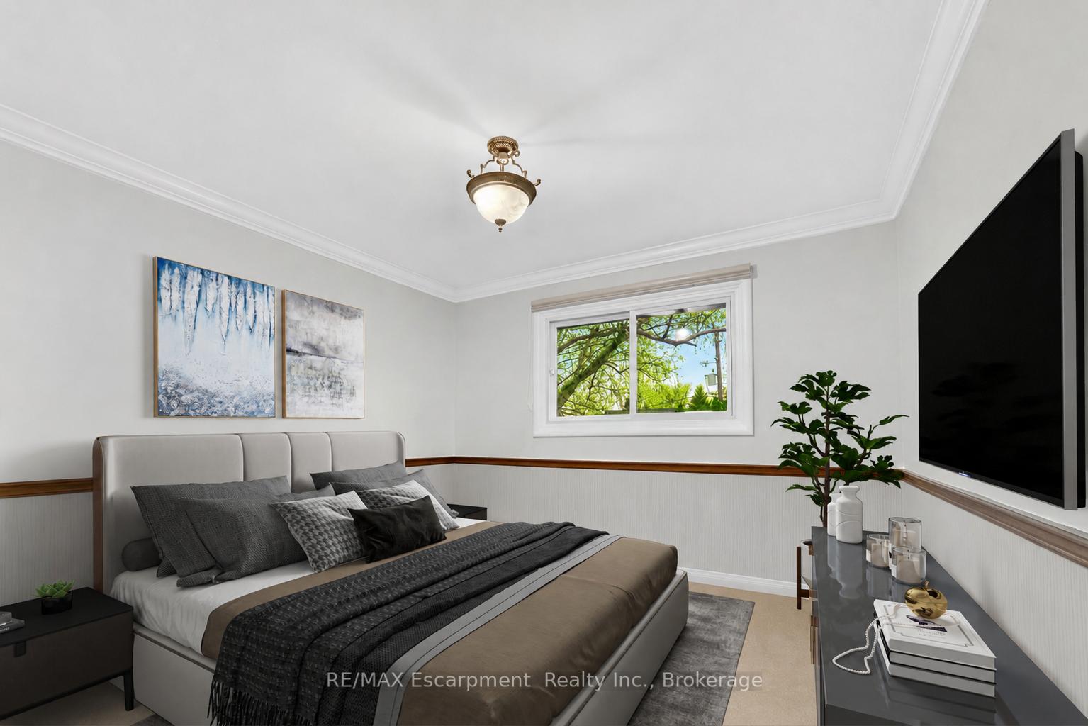 Photo 22 of 195 Wilton Street, Burlington, Roseland — HOMEH