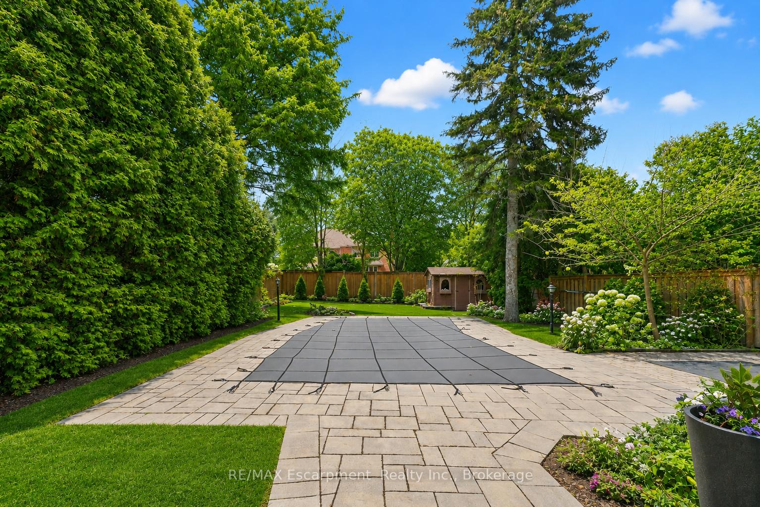 Photo 28 of 195 Wilton Street, Burlington, Roseland — HOMEH