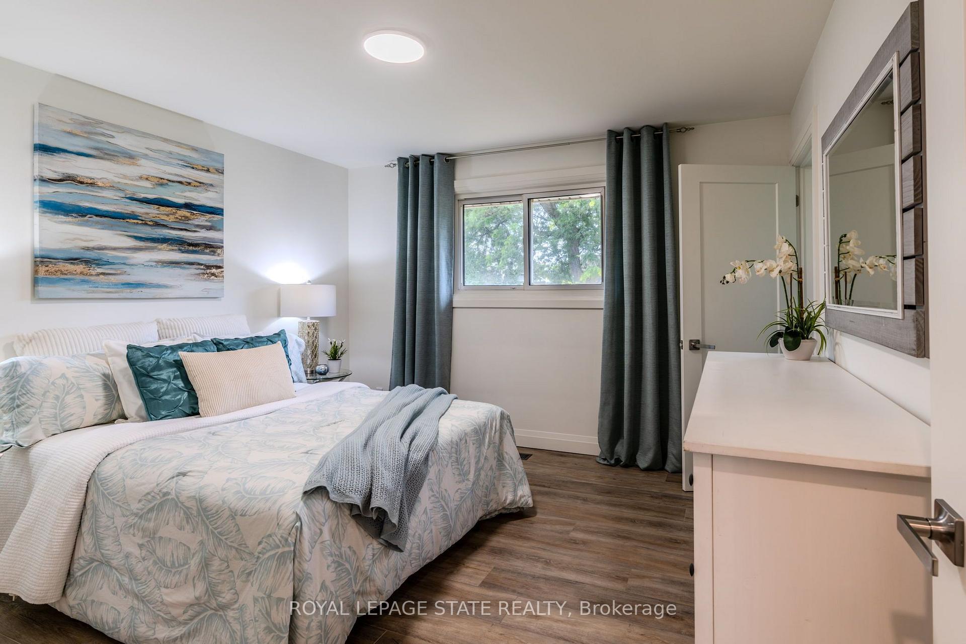 Photo 10 of 17 Woodsview Avenue, Grimsby, Grimsby Beach — HOMEH