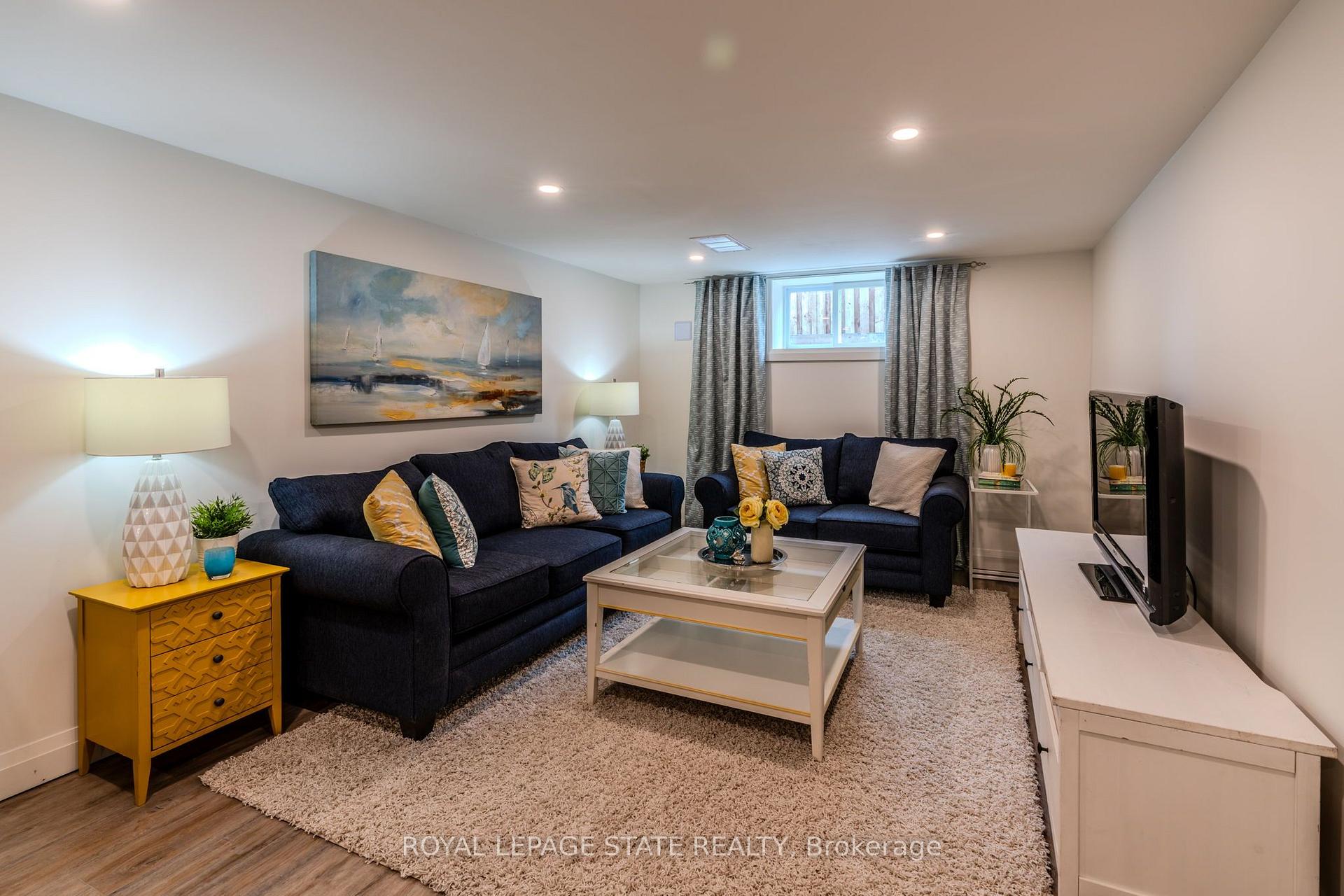 Photo 19 of 17 Woodsview Avenue, Grimsby, Grimsby Beach — HOMEH