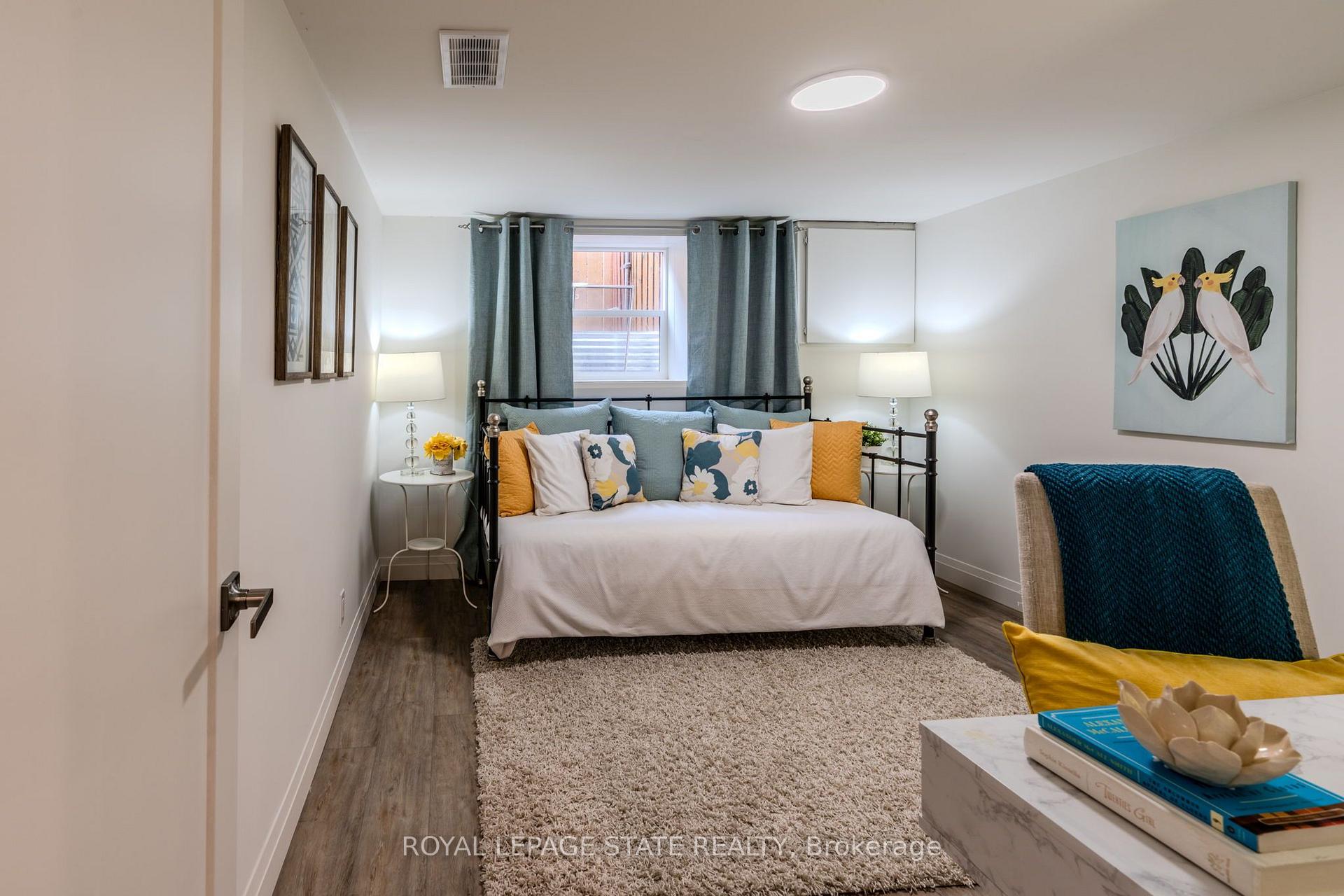 Photo 27 of 17 Woodsview Avenue, Grimsby, Grimsby Beach — HOMEH