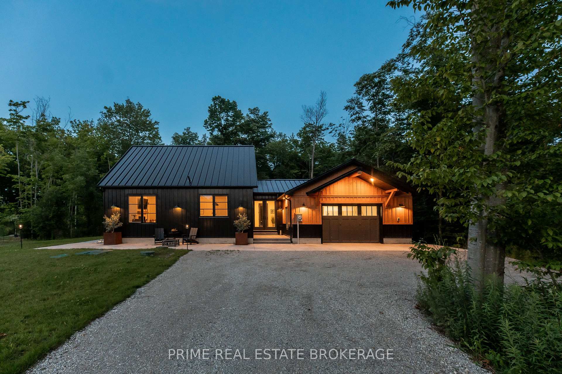 Photo 2 of 74356 Driftwood Drive, Bluewater, Bayfield — HOMEH